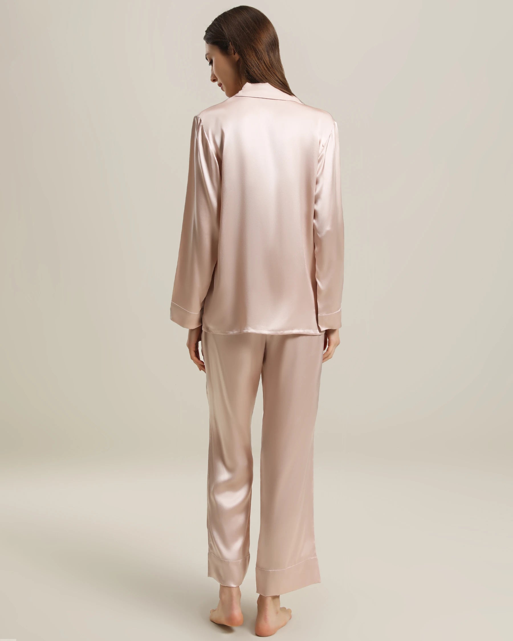 Luxury Women's Silk Pajama Set - Soft 100% Mulberry Silk Two-Piece Sleepwear for Women, Perfect for Relaxing at Home, Spa Days & Romantic Getaways