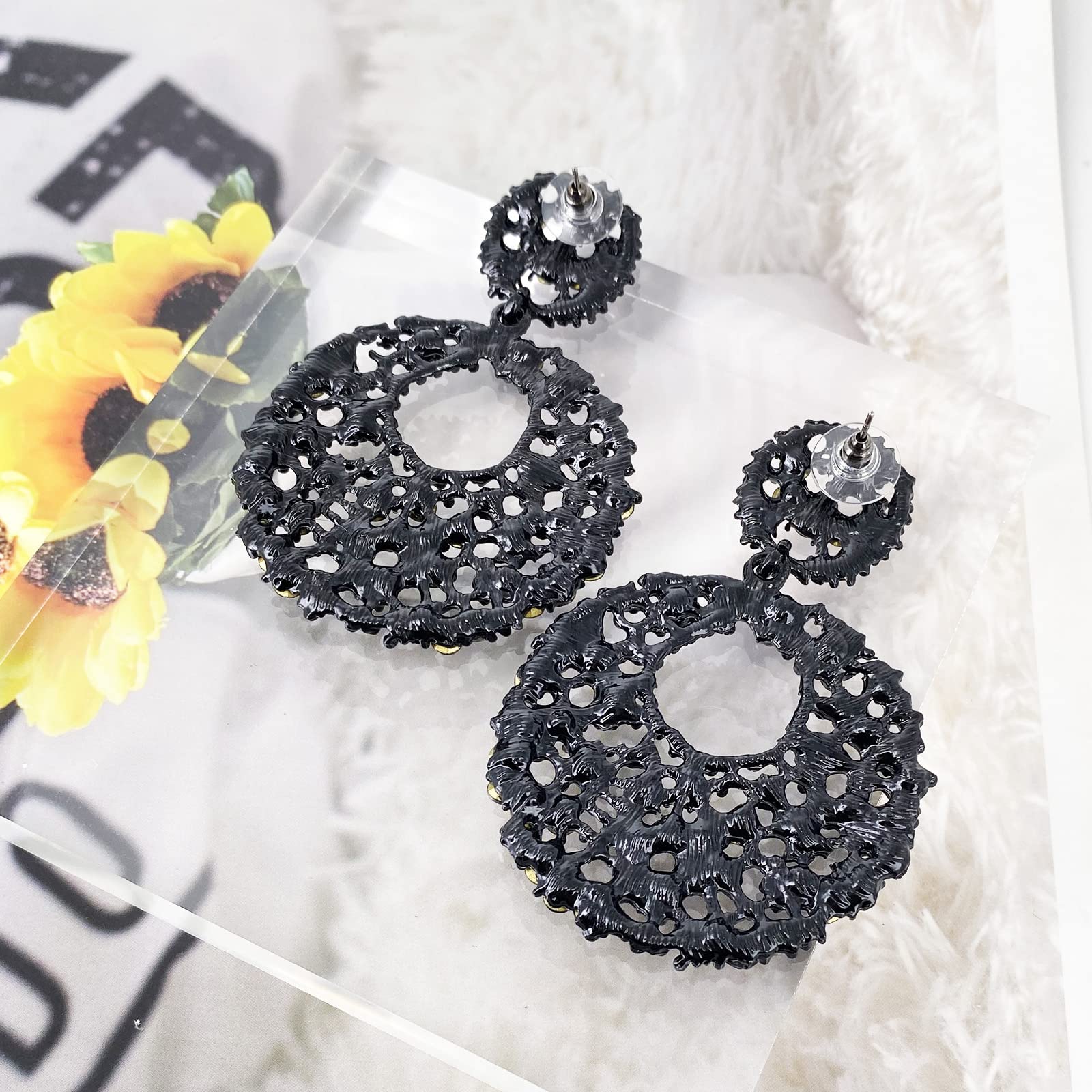 LAXPICOL Round Chandelier Earrings for Women - Sparkling Black Austrian Crystal Drop Dangle Earrings - Elegant Statement Jewelry for Wedding, Party & Prom Night - Perfect for Evening Events & Special Occasions