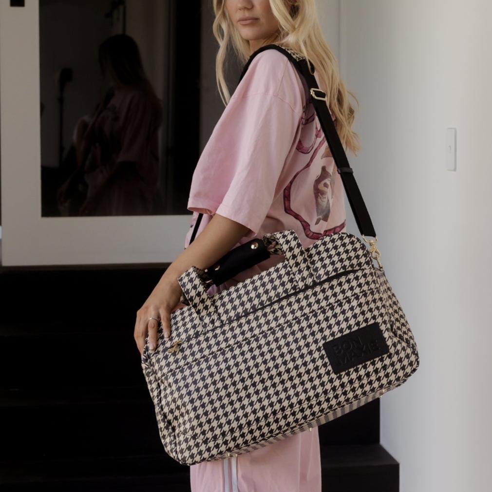 Bon Voyage Weekender Bag - Stylish Houndstooth Pattern Carry-On Duffle for Women & Men | Perfect for Weekend Getaways, Gym, Travel & Overnight Trips
