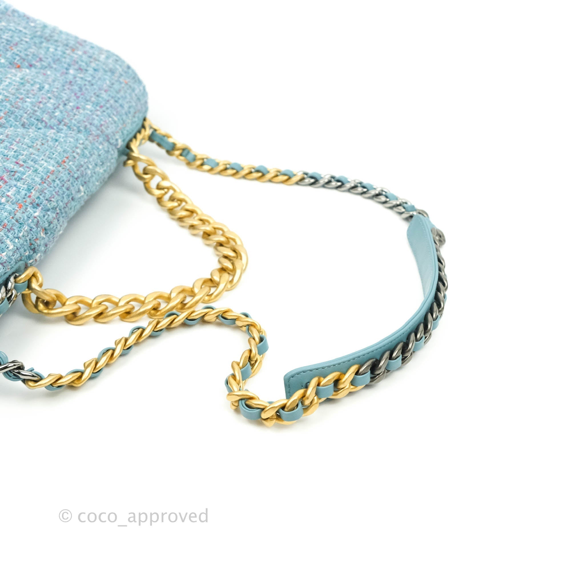 Chanel 19 Maxi Flap Bag in Blue Tweed with Mixed Hardware - Luxury Designer Handbag for Women, Perfect for Parties, Work & Everyday Use