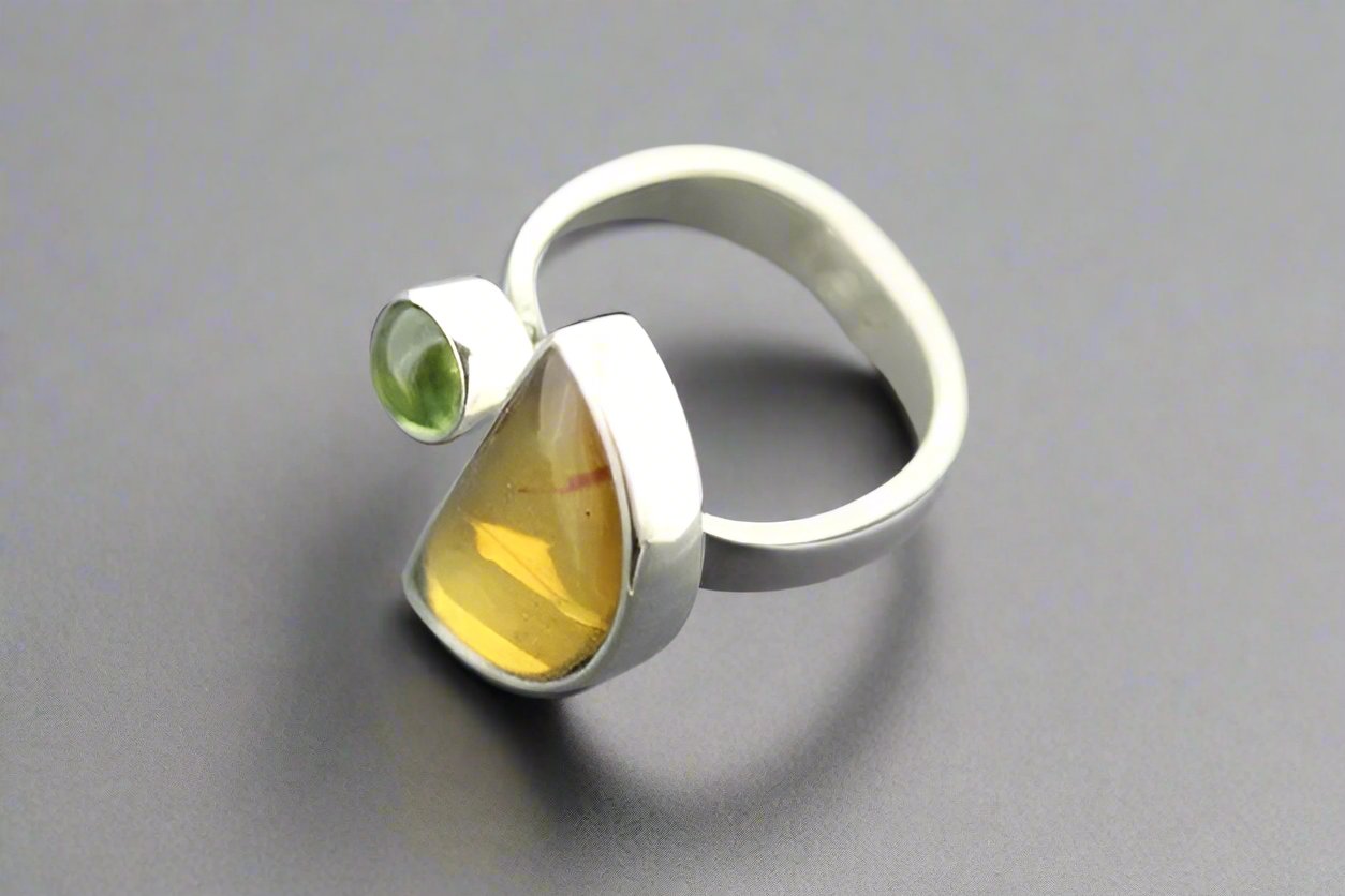 Moon and Star Ring with Amber and Citrine Gemstones - Perfect for Boho Fashion, Gift Giving, and Spiritual Jewelry Lovers