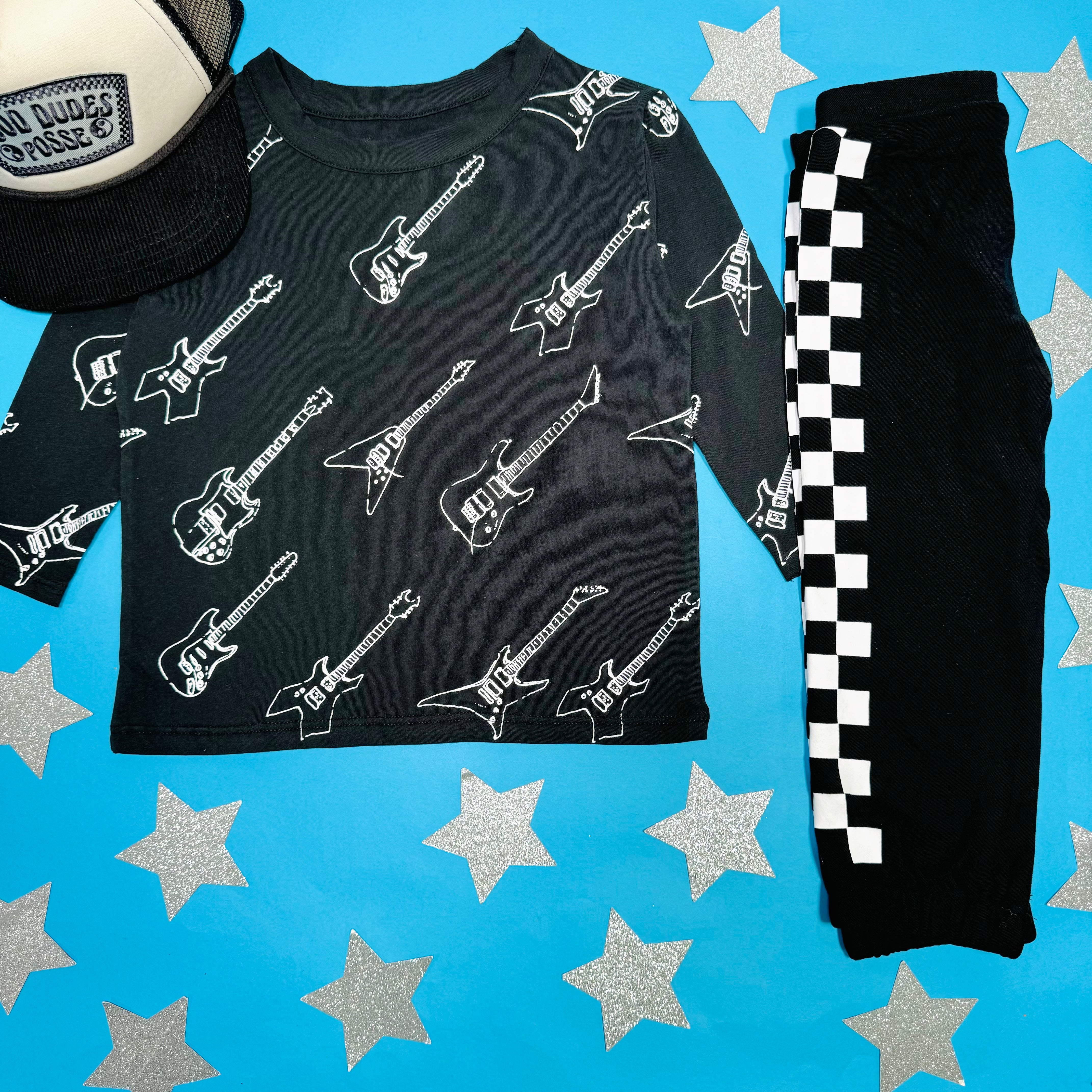 Stylish Guitar Print Long Sleeve T-Shirt for Men & Women | Band Music Lover Tee | Perfect for Concerts, Gifts & Casual Wear