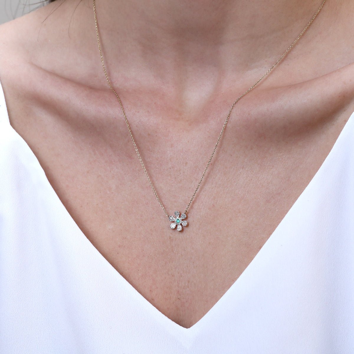 14k Yellow Gold Emerald & Diamond Pavé Flower Pendant Necklace | Elegant Jewelry Gift for Women | Perfect for Weddings, Anniversaries & Special Occasions