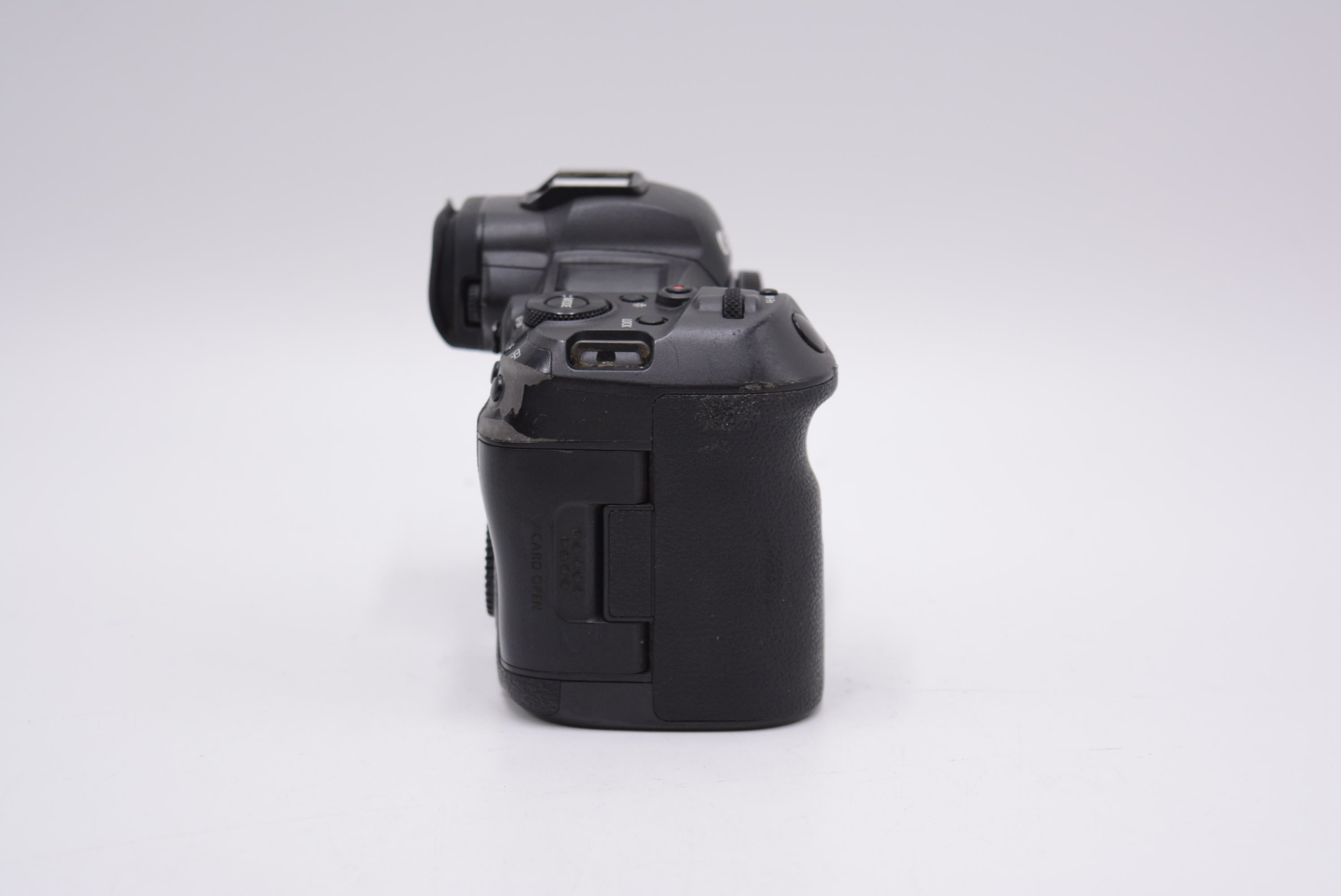 Canon EOS R5 Mirrorless Camera (Used) - 45MP Full Frame, 8K Video, IBIS - Perfect for Professional Photography & Videography