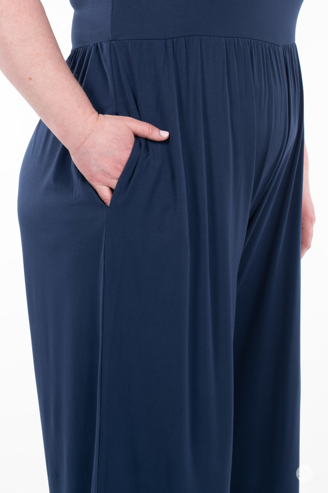 Stylish Cropped Wide Leg Jumpsuit for Women - Trendy Summer Romper with Pockets | Perfect for Beach, Vacation & Casual Outings