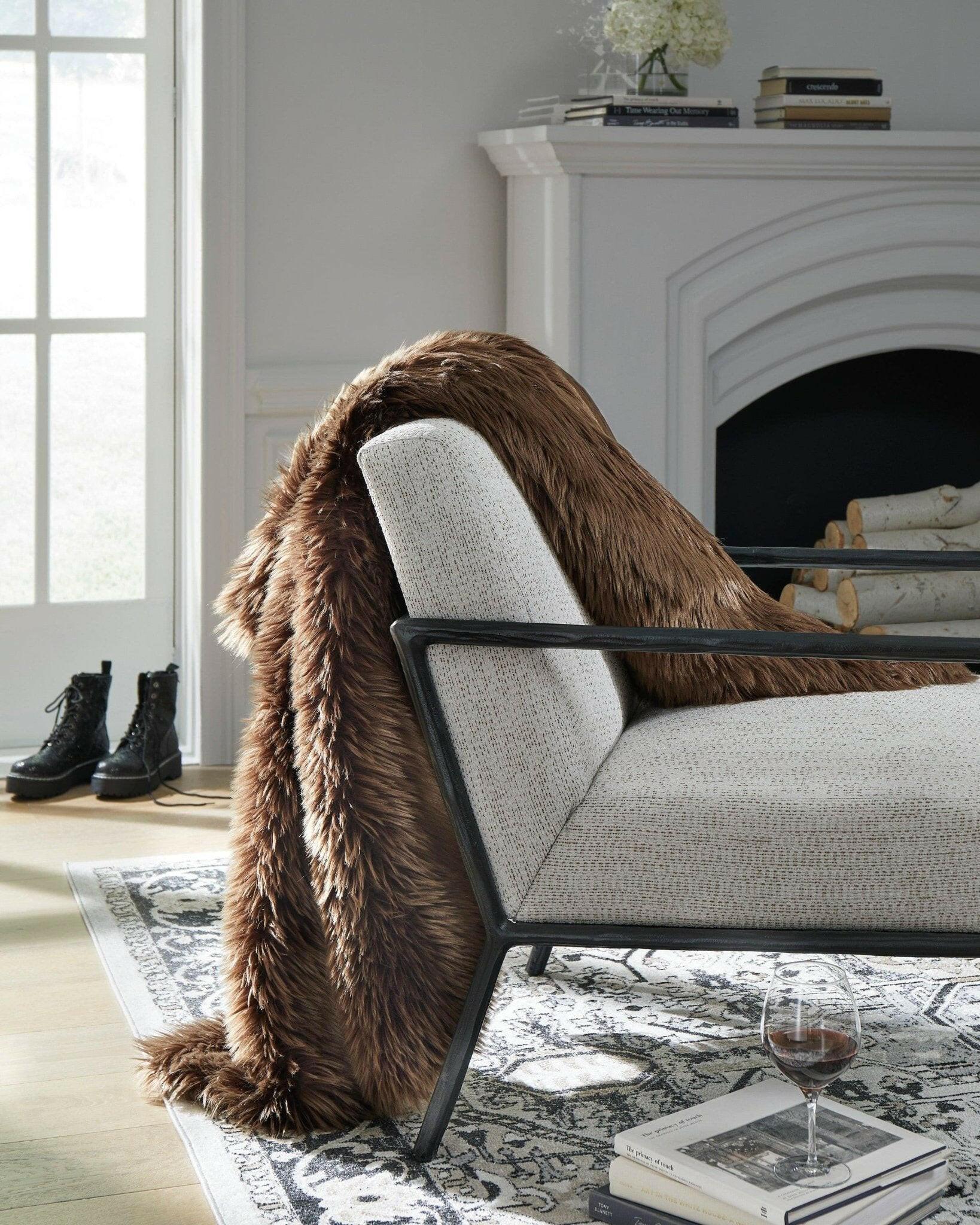 Bellethrone Soft Fleece Throw Blanket - Ultra Cozy & Warm, Lightweight, 50