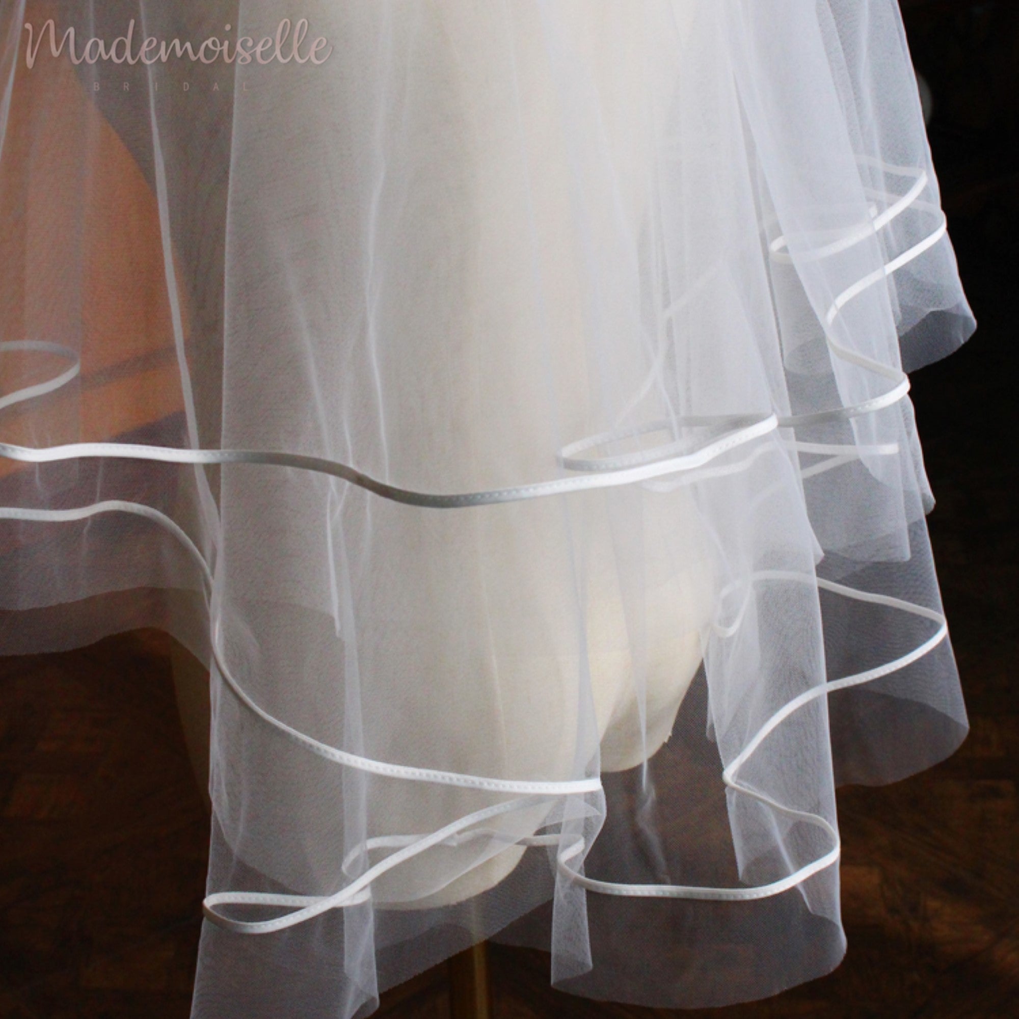 Elena Veil - Elegant Bridal Wedding Veil with Lace Trim for Church Ceremony & Photo Shoots