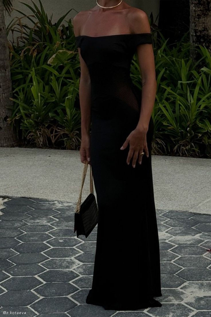 Elegant Off-The-Shoulder Black Long Prom Dress - Formal Evening Gown J5661 for Homecoming, Wedding & Special Occasions