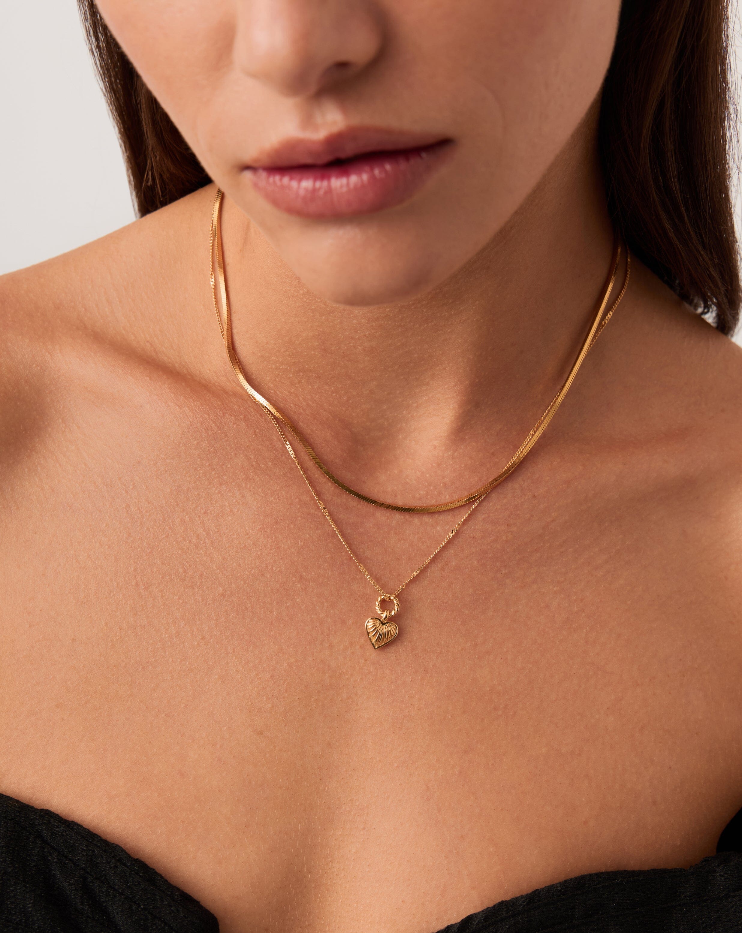 Mini Ridge Heart Charm Pendant Necklace for Women - Dainty Gold/Silver Layering Jewelry Gift for Valentine's Day, Anniversary & Everyday Wear