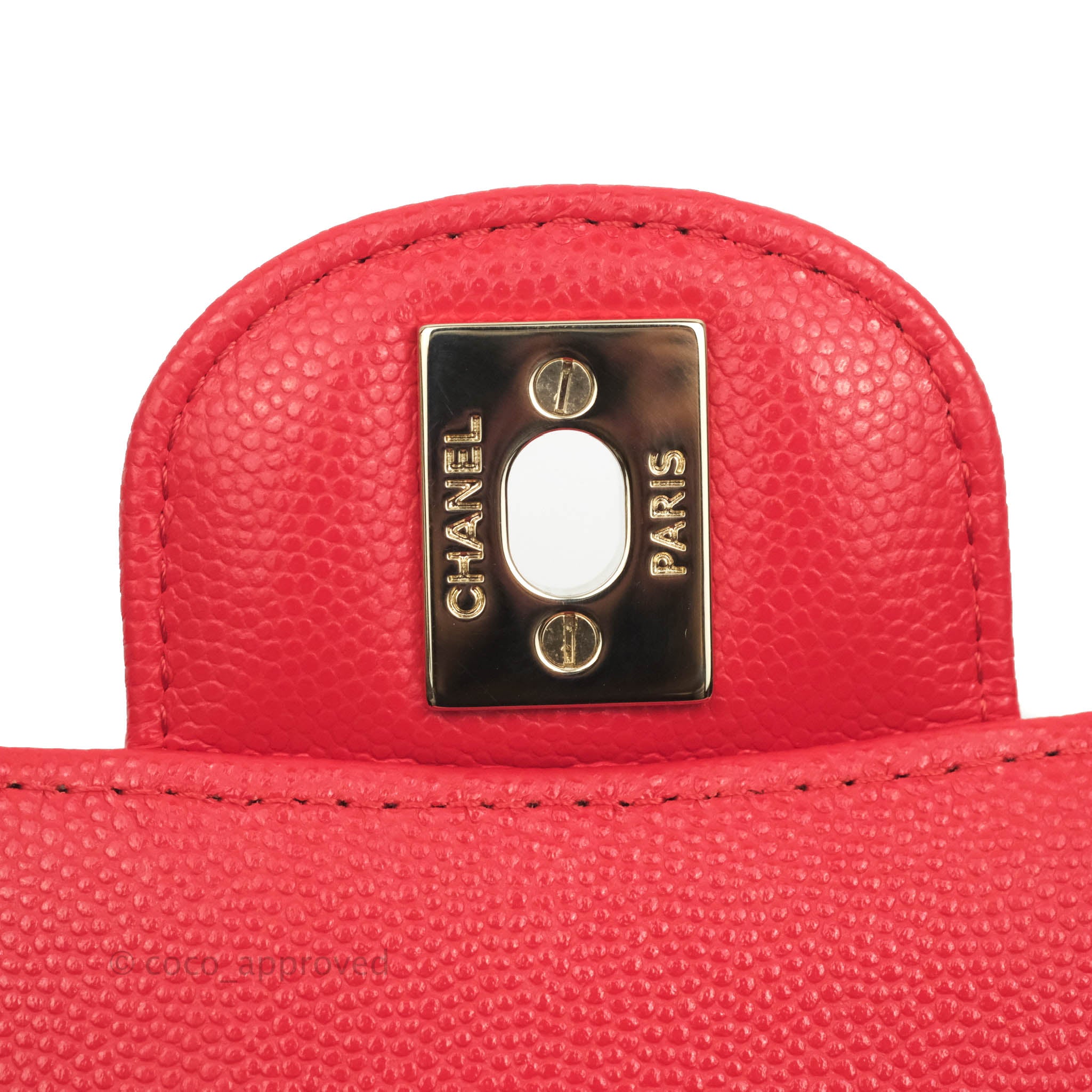 Chanel Classic M/L Medium Double Flap Bag in Chilli Red Caviar Leather with Gold Hardware 19C - Luxury Designer Handbag for Women, Perfect for Parties, Dating & Special Occasions