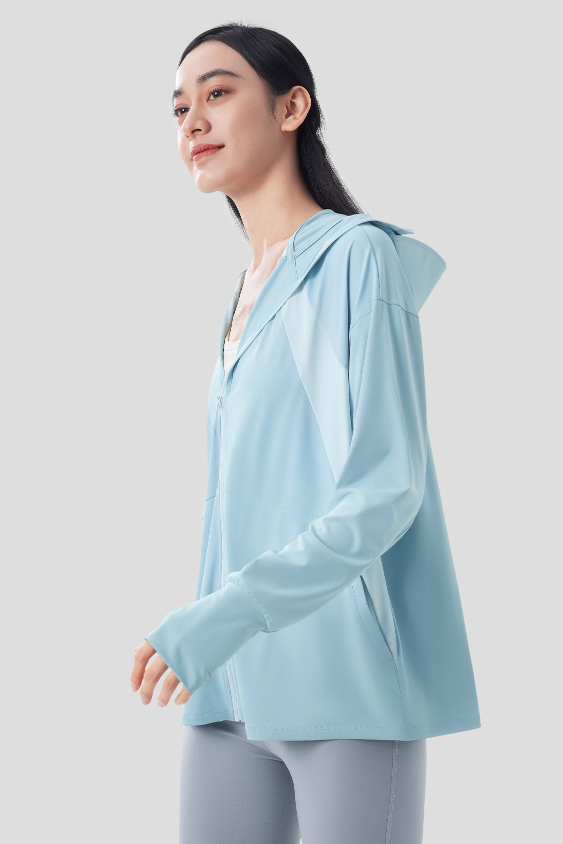 Icewave UPF50+ Women's Sun Protection Jacket - Lightweight UV Blocking Windbreaker for Hiking, Beach & Outdoor Activities