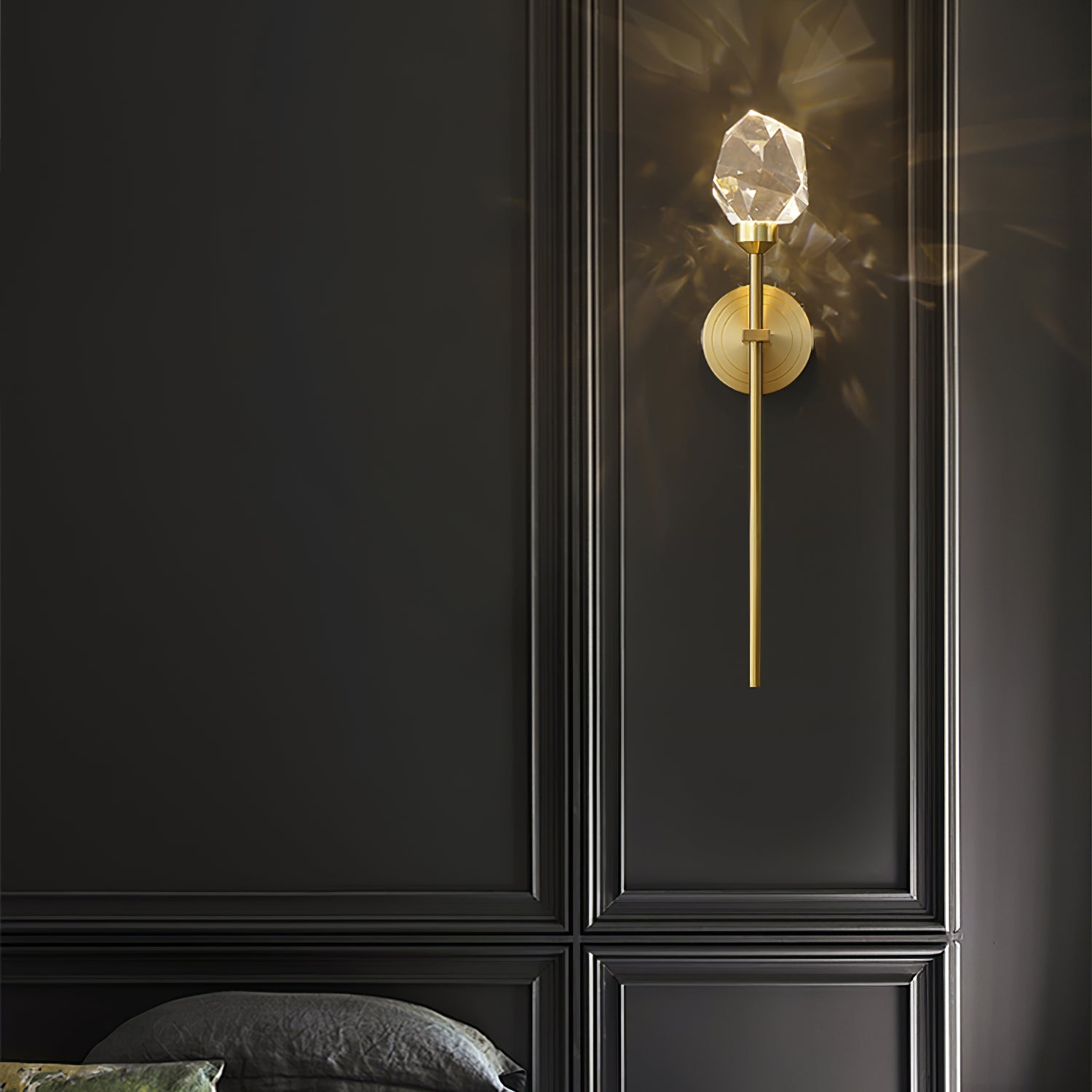 Stylish Donovan Wall Lamp - Modern LED Sconce Lighting for Bedroom, Living Room & Hallway - Energy Efficient Home Decor