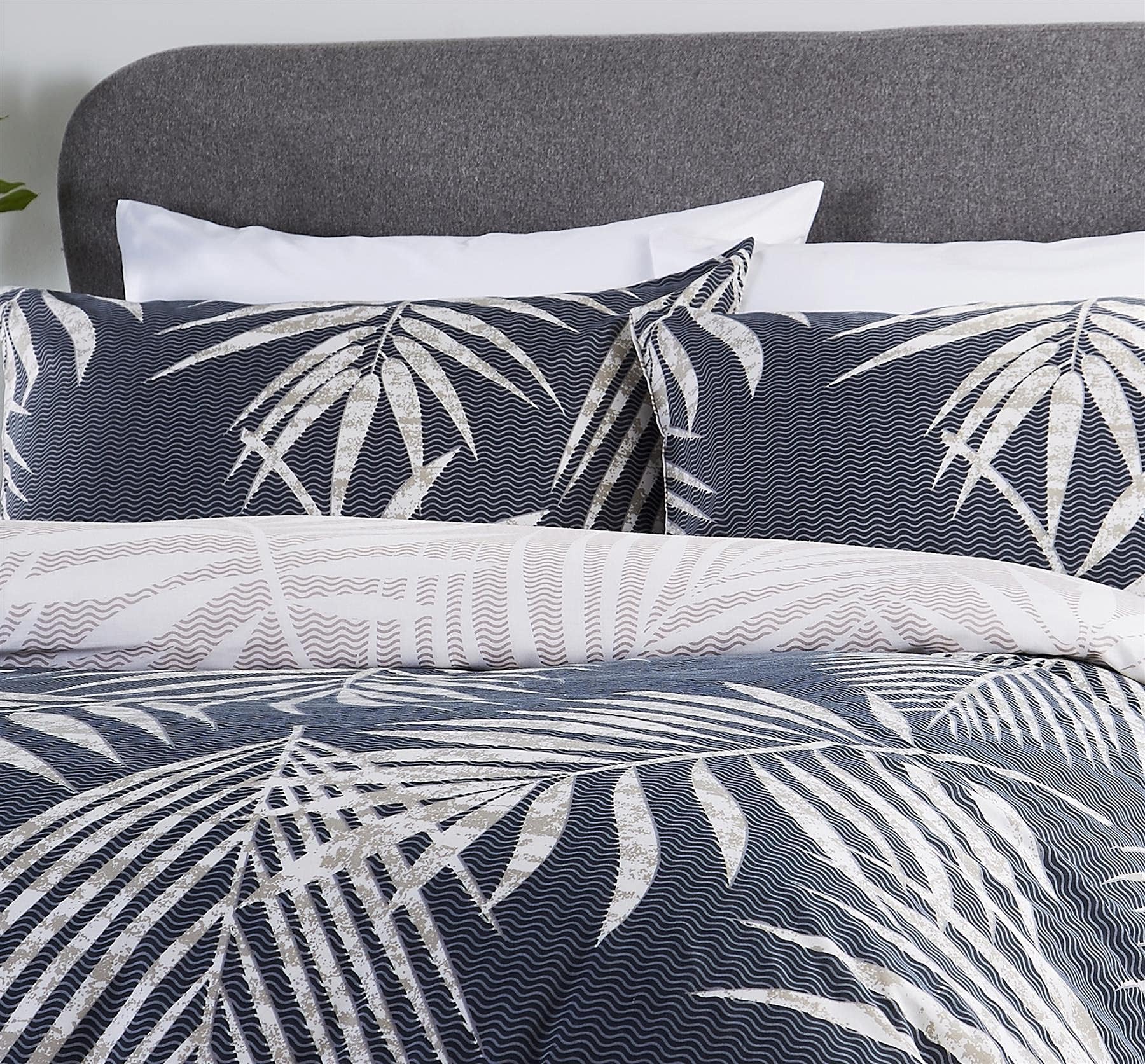 Olivia Rocco Tropical Leaf Duvet Cover Set - Modern Botanical Print 100% Cotton Reversible Quilt Cover - Easy Care Bedding Set for Double Bed in Navy Blue - Perfect for Beach House, Boho Bedroom & Tropical Home Decor