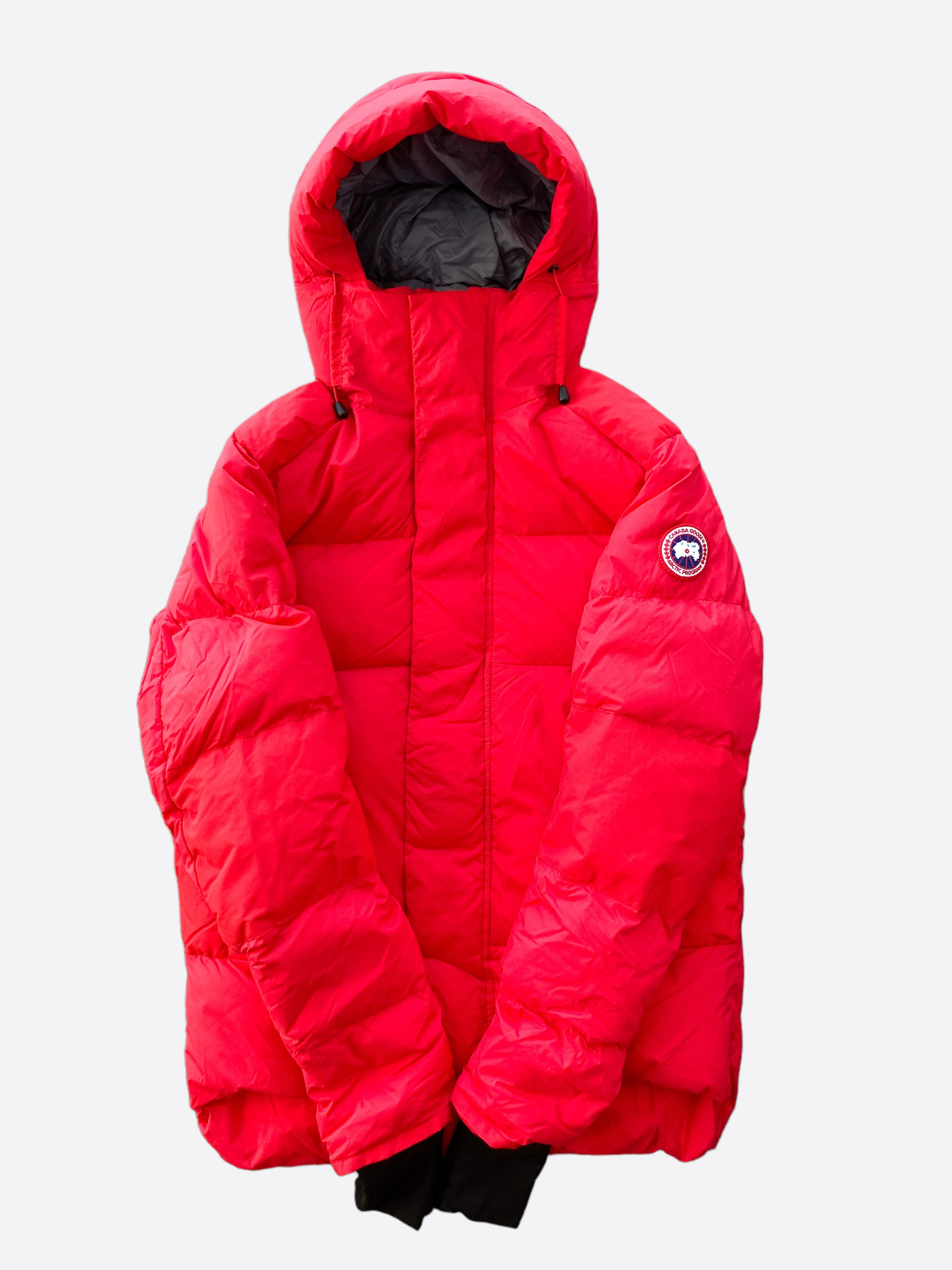 Canada Goose Red Armstrong Men's Winter Jacket - Waterproof Windproof Parka for Extreme Cold Weather - Perfect for Skiing, Hiking & Outdoor Adventures