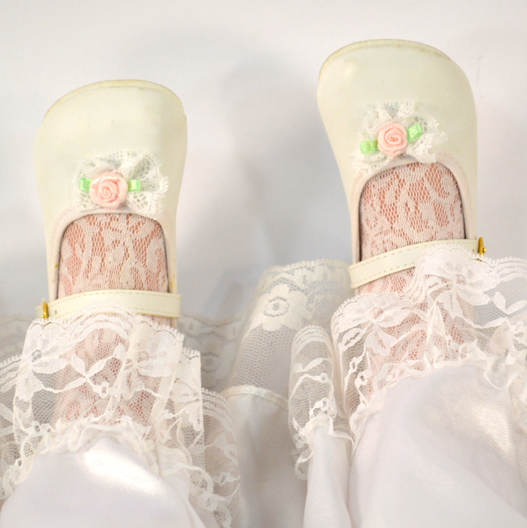 Rare Limited Edition Rustie 42 Porcelain Doll Heavenly Princess in White Dress #189/1500 - Perfect for Collectors & Home Décor