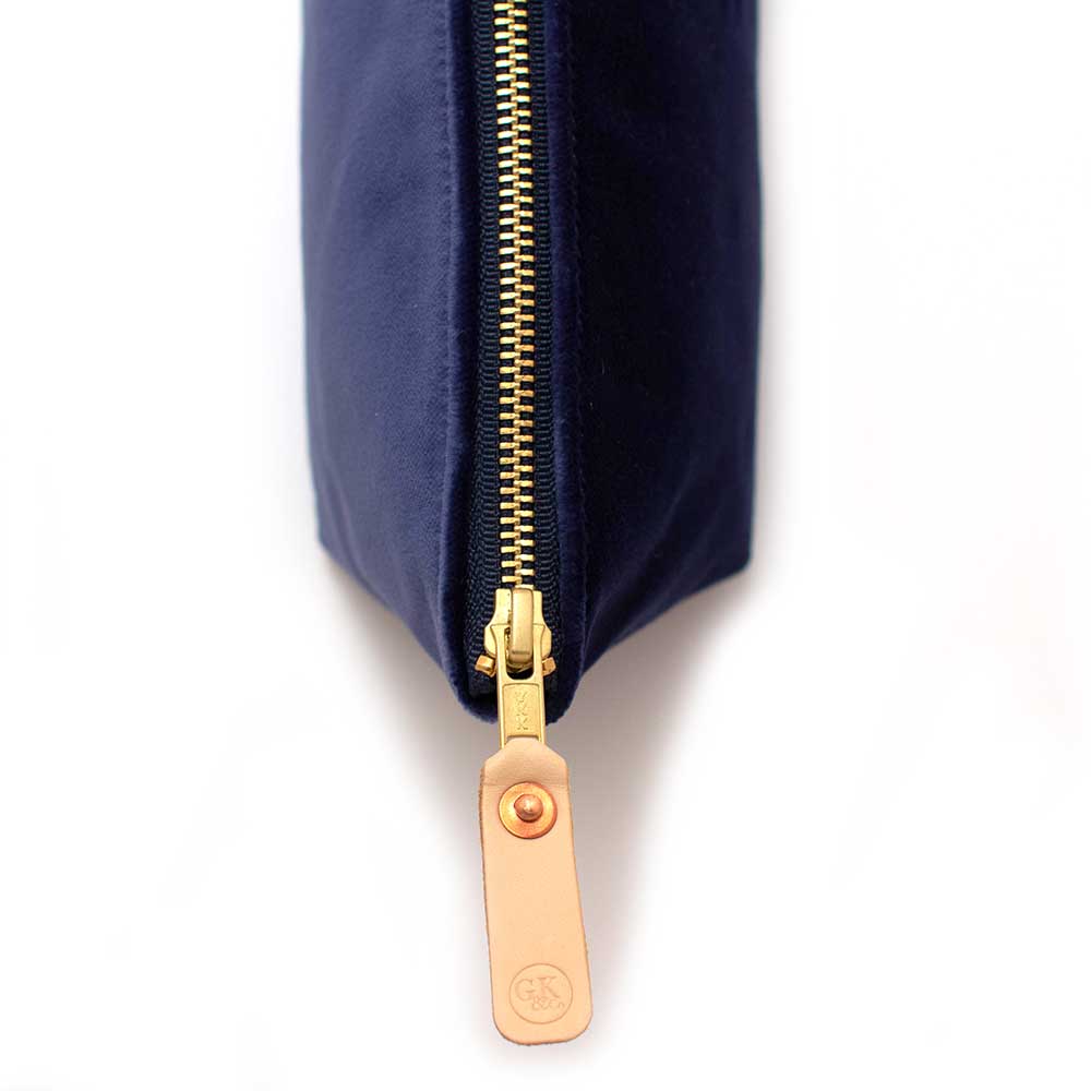 Luxury Velvet Travel Clutch Purse for Women - Navy Blue Evening Bag for Parties, Weddings & Special Occasions | Compact Wristlet Wallet for Phone, Cards & Essentials