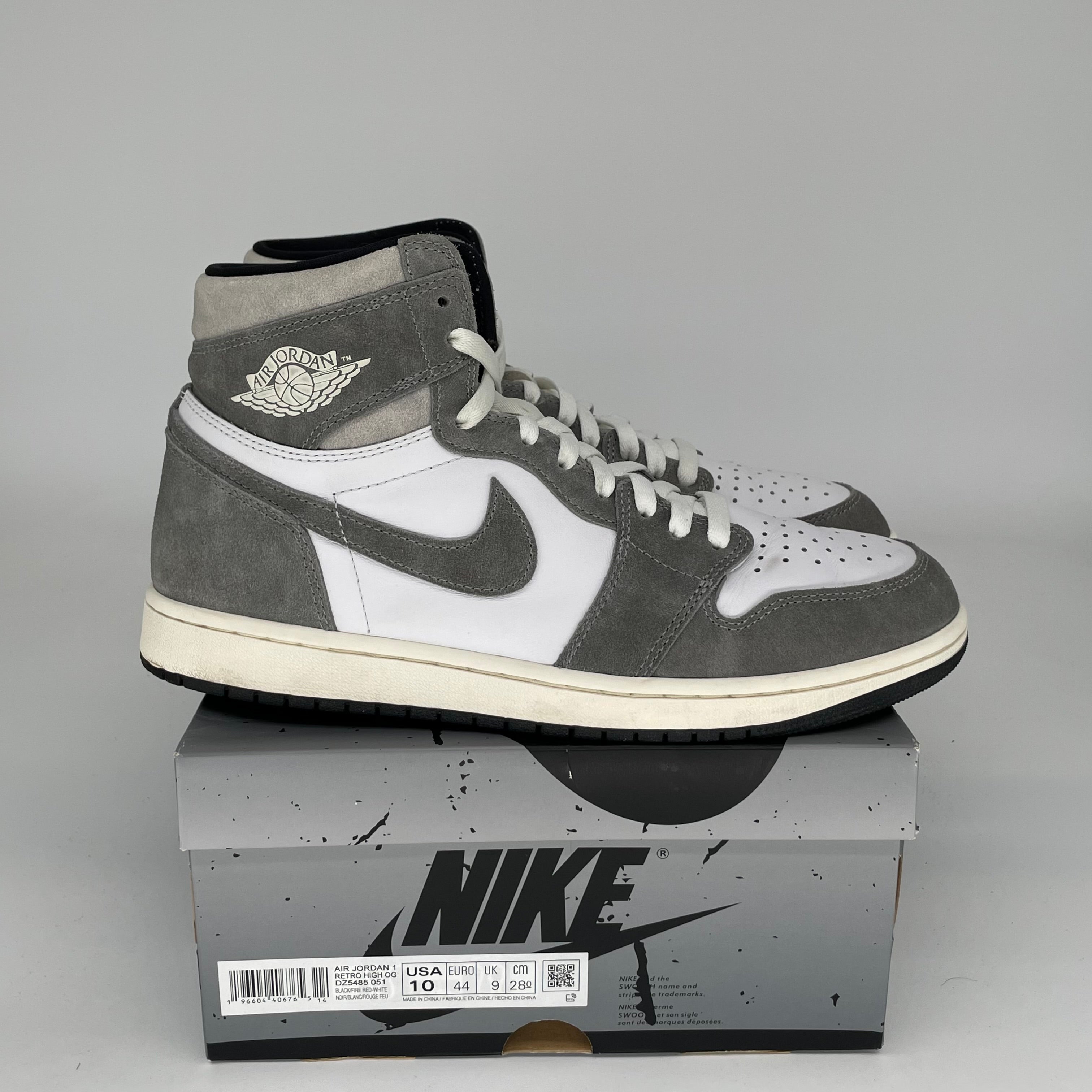 Air Jordan 1 Washed Black Men's Basketball Shoes - Size 10 (DZ5485-051) - Retro High-Top Sneakers for Casual Wear & Street Style