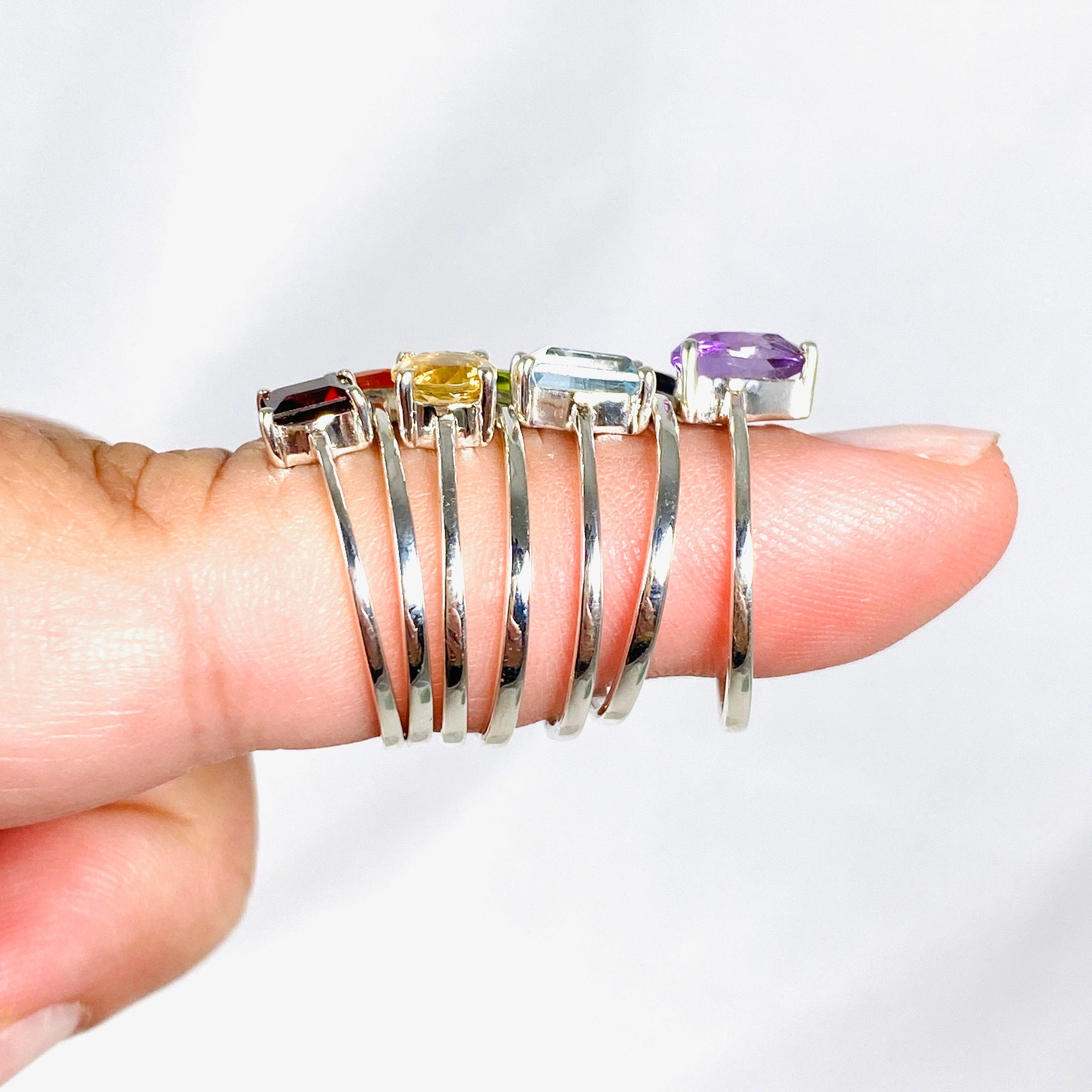 7 Chakra Healing Rings Set for Women - Spiritual Energy Balance & Meditation Jewelry - Perfect for Yoga, Reiki, and Mindfulness Practices