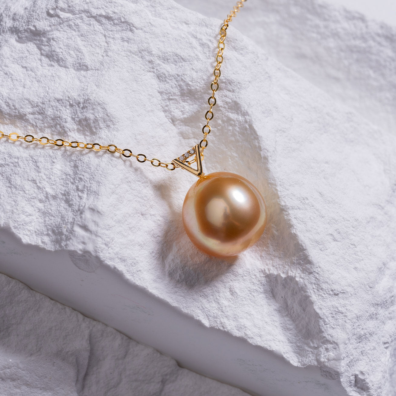 18K Gold South Sea Golden Pearl Necklace KN00127 - Elegant Luxury Jewelry for Women, Perfect for Weddings, Parties & Special Occasions