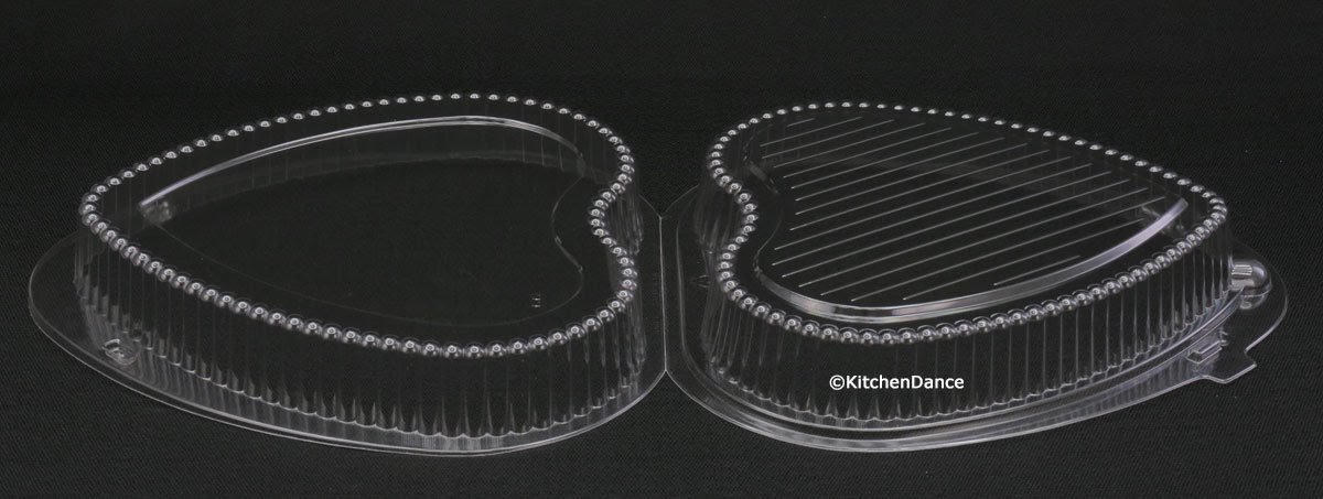 KitchenDance 8 Inch Disposable Heart Shaped Aluminum Cake Pans with Clamshell Lid - Perfect for Baking Cakes, Chocolates & Desserts - Valentine's Day, Birthday Party & Wedding Treats - Ideal for Storage & Transport (Pack of 12)