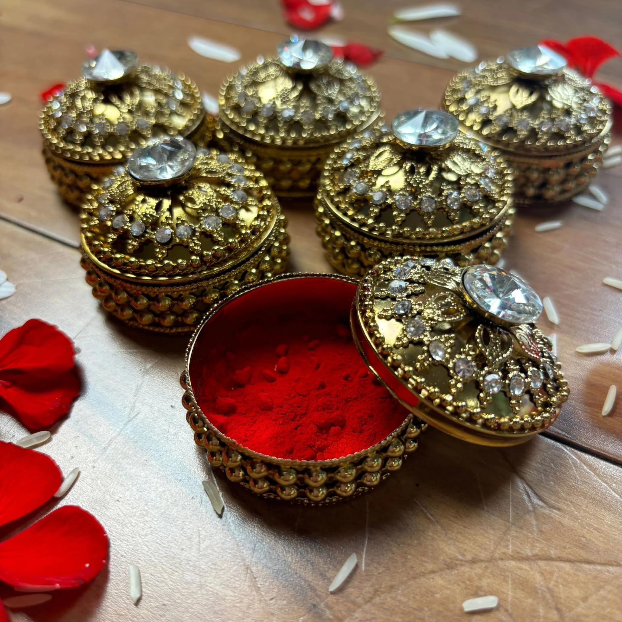 LOVENSPIRE Golden Metallic Kumkum Holder - Decorative Sindoor Roli Chandan Dabbi Jewelry Box for Indian Pooja | Elegant Housewarming & Wedding Gift for Women | Perfect for Hindu Ceremonies, Festivals and Home Decor