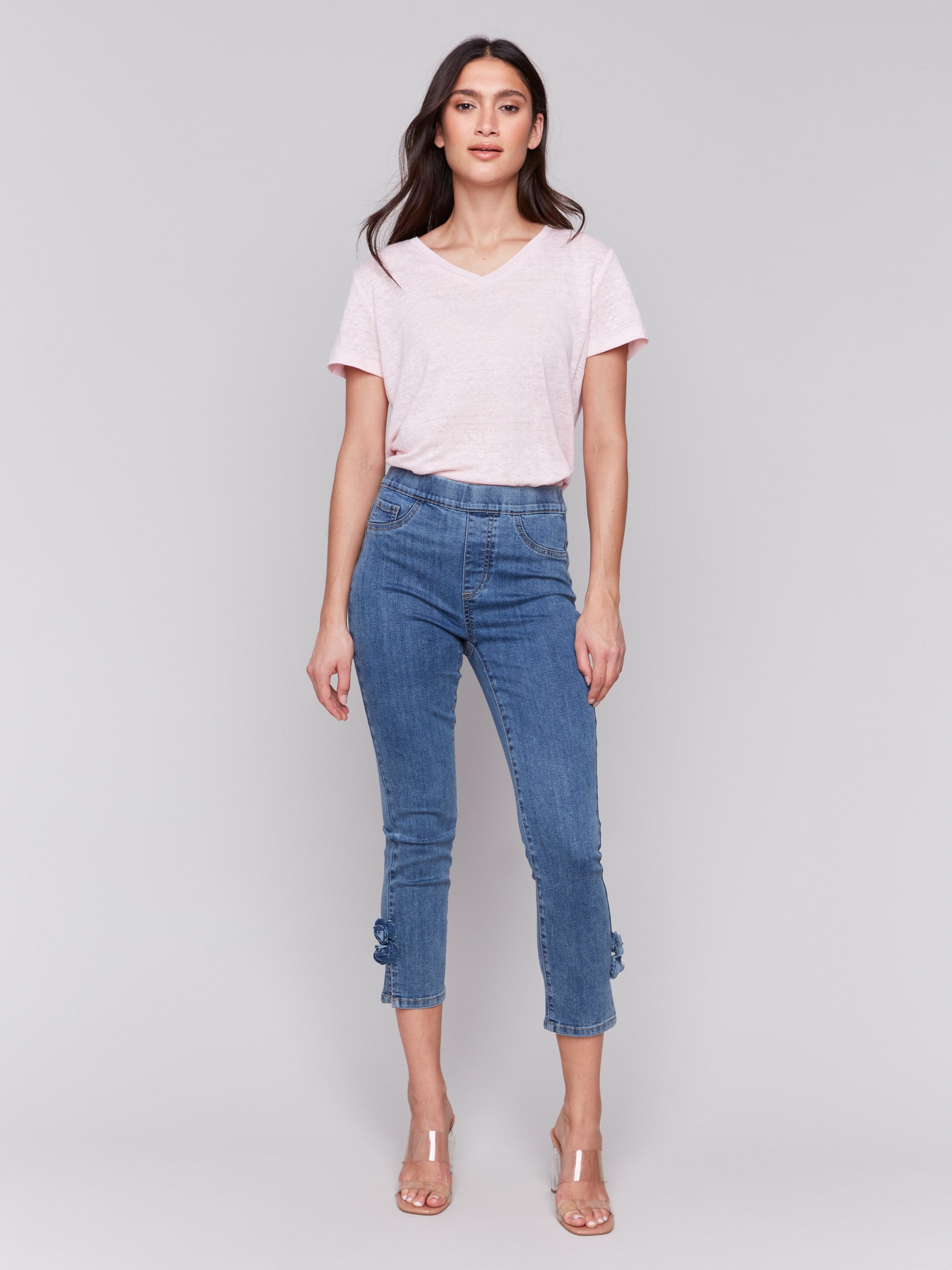 Slim Fit Cropped Jeans with Floral Side Details - Medium Blue Wash | Trendy High-Waisted Skinny Jeans for Women, Perfect for Casual Outings & Date Nights