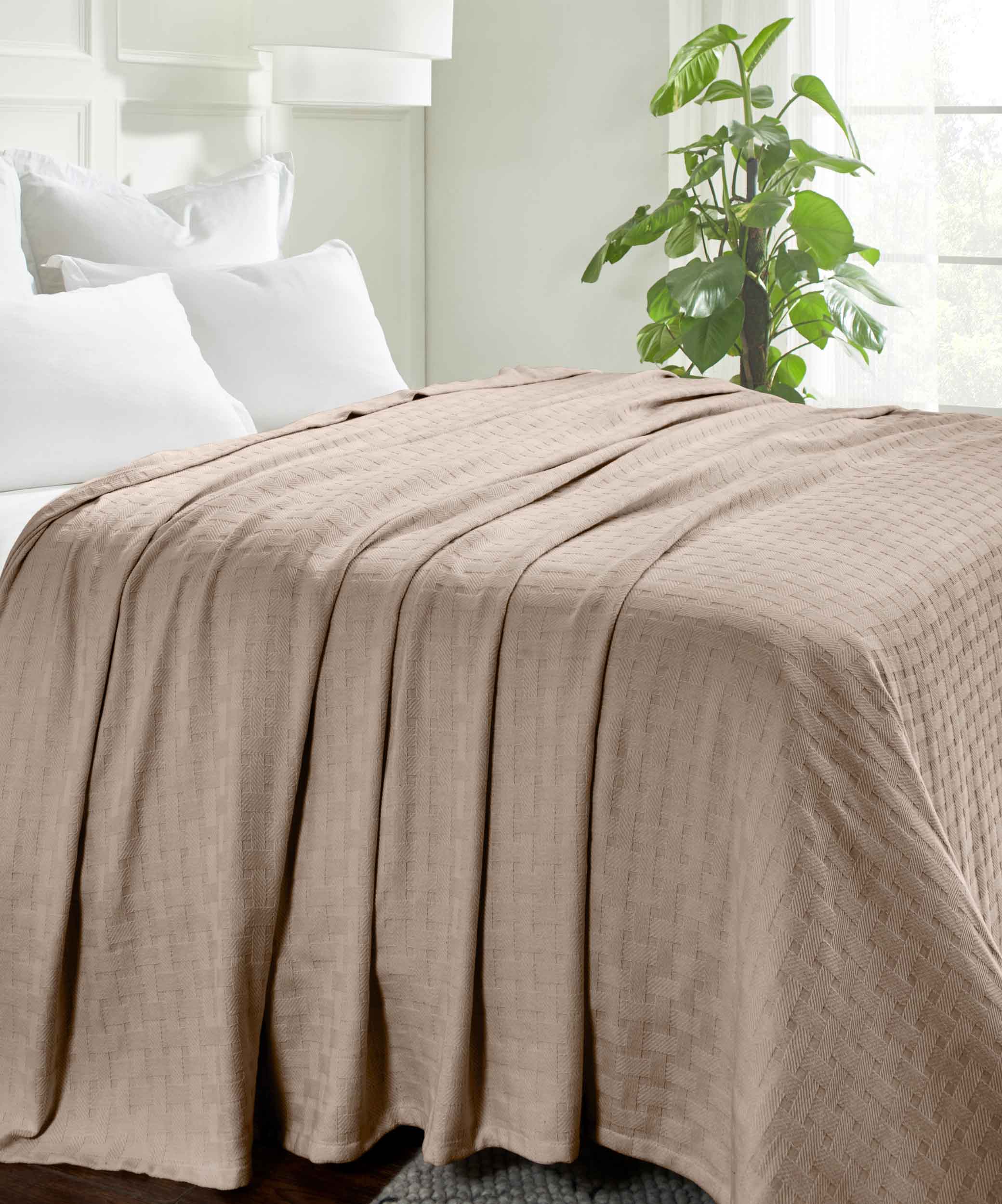 Soft Basketweave All-Season Cotton Bed Blanket & Sofa Throw - Lightweight Breathable Blanket for Bedroom, Living Room, Travel and Outdoor Use