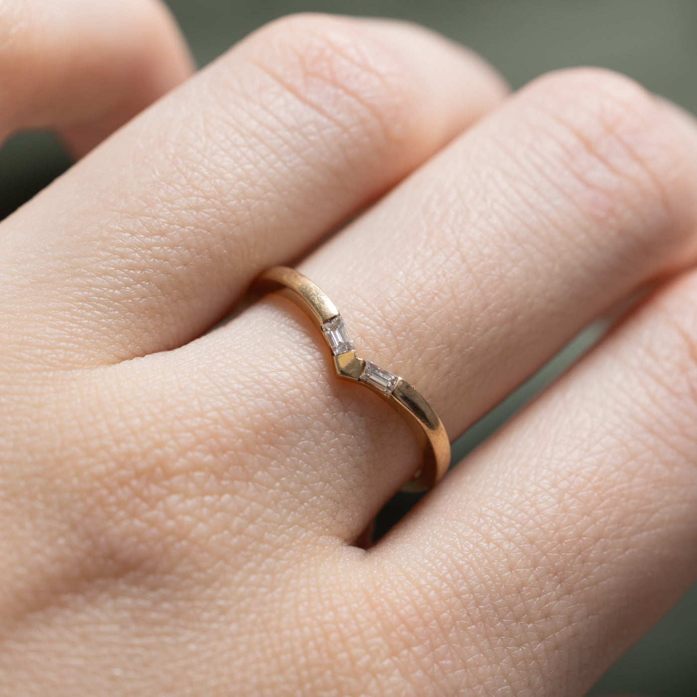 0.10ctw Two Stone Diamond Chevron Ring - Size 6.5 | Elegant Wedding Band, Anniversary Gift & Everyday Jewelry for Women