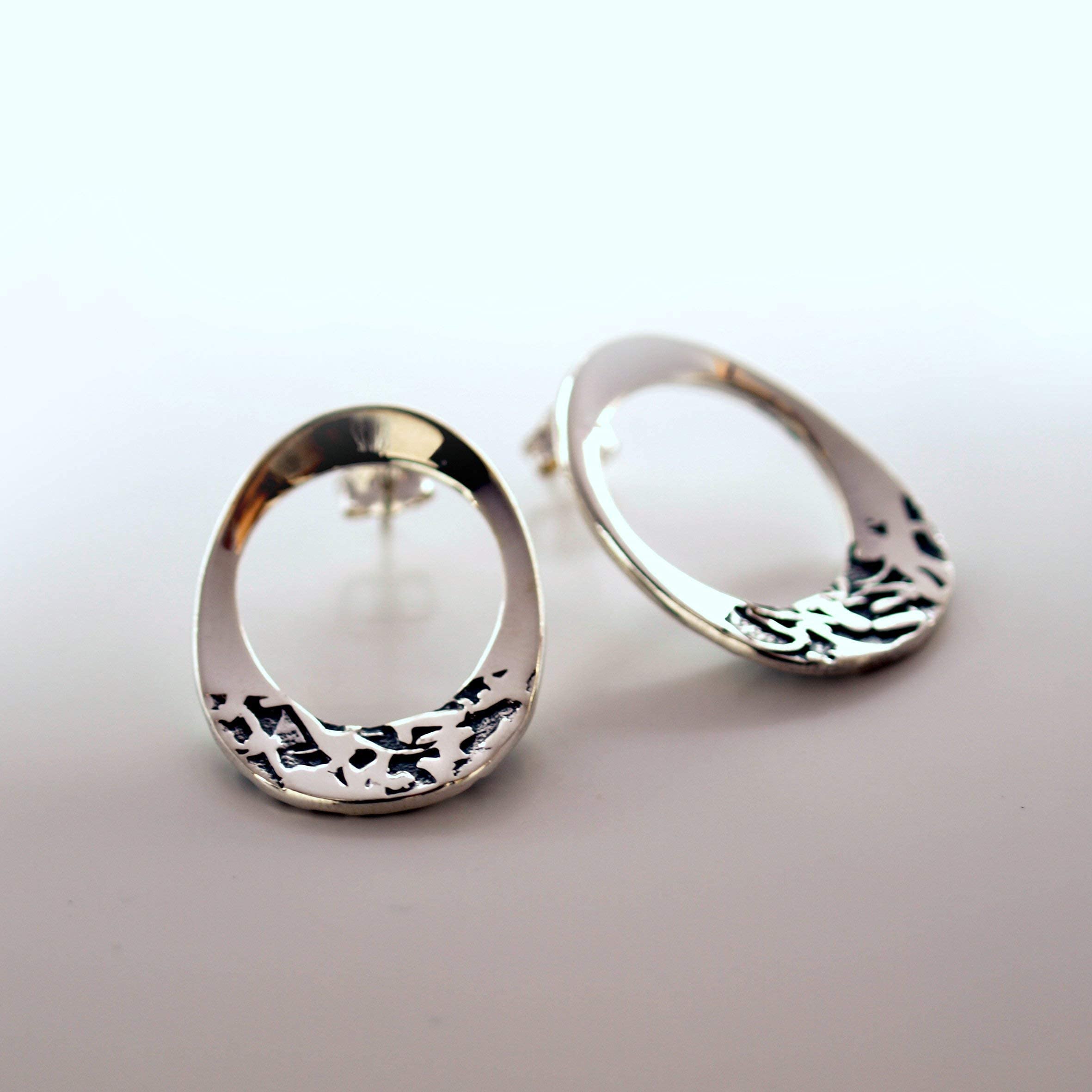 Styling Oval Sterling Silver Earrings for Women - Elegant & Hypoallergenic Jewelry for Everyday Wear & Special Occasions
