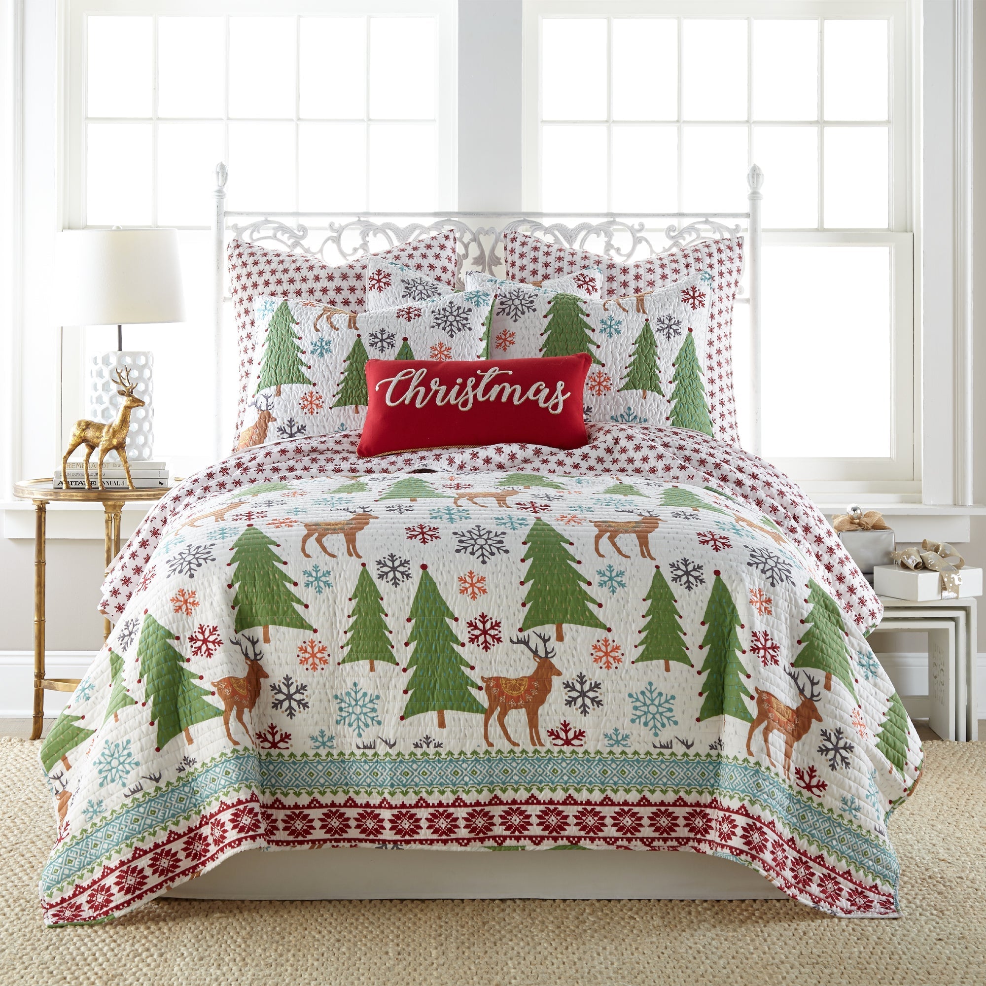 Soft & Shiny Tinsel Quilt Set - Queen Size Bedding with Glitter Threads - Cozy Winter Comforter for Holiday Decor & Guest Room Luxury