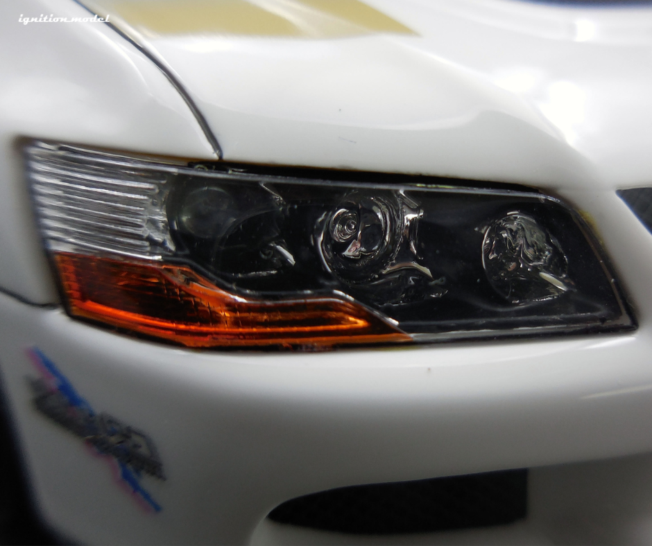 1:18 Scale Mitsubishi Lancer Evolution Wagon CT9W White Diecast Model Car - Collectible Japanese Sports Wagon for Display & Racing Enthusiasts