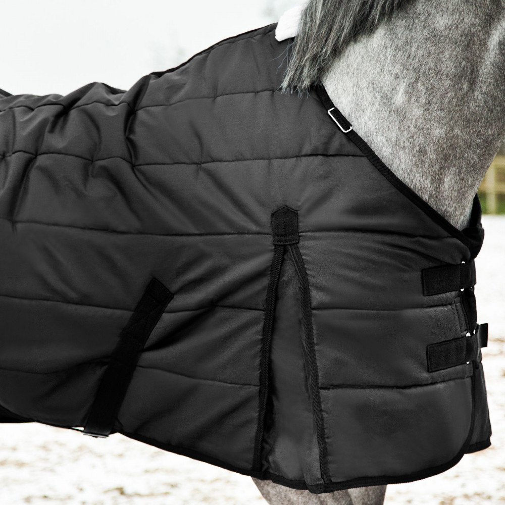 HORZE Nevada Medium Weight Stable Blanket 200g - Warm Horse Blanket for Winter, Turnout & Stable Use - Durable & Water-Resistant for All-Weather Protection