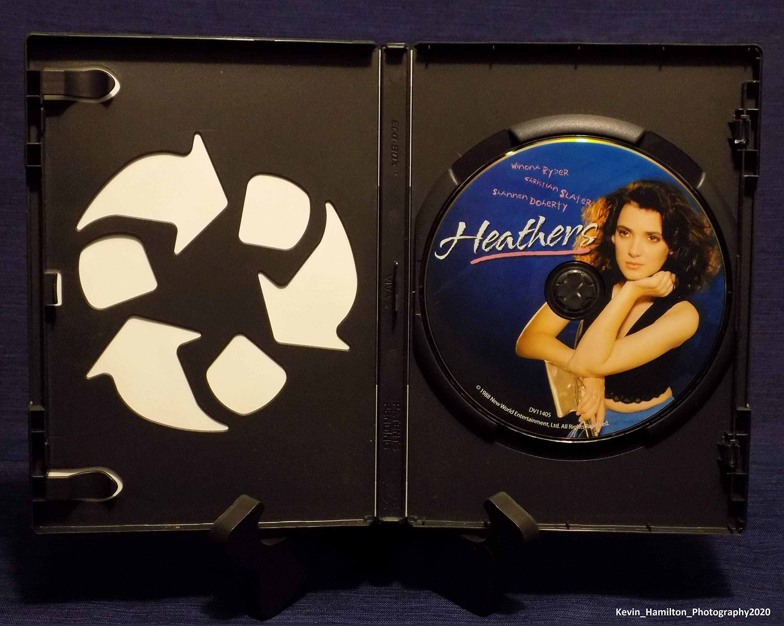 Heathers (THX Version) - Cult Classic Dark Comedy DVD - Perfect for Movie Nights & Collector's Editions