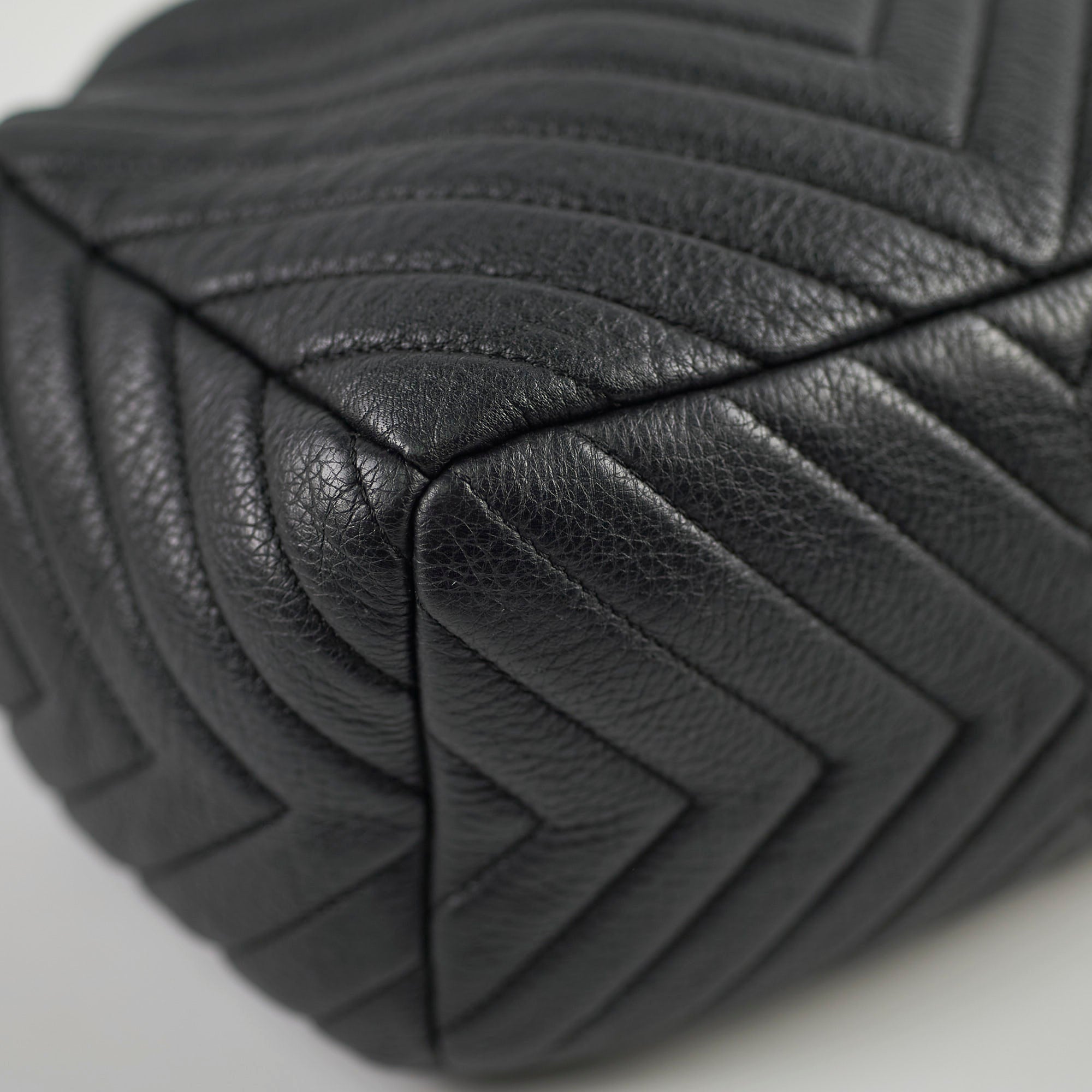Chanel Black Quilted Leather Bucket Bag 2023 Collection - Luxury Designer Handbag for Women, Perfect for Everyday Use & Special Occasions