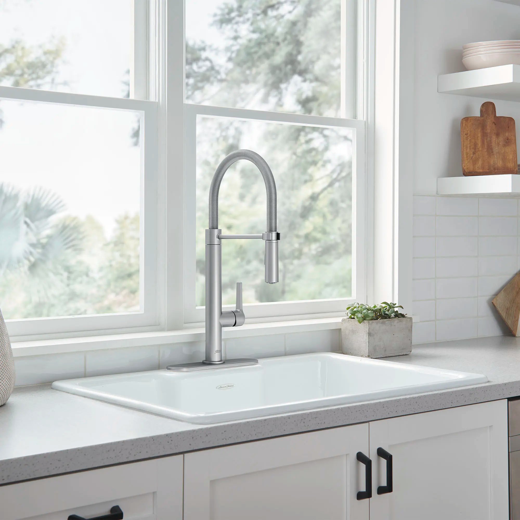 Grayson Semi-Professional Single Handle Kitchen Faucet - High Arc Pull Down Sprayer, Brushed Nickel Finish for Modern Home & Restaurant Use