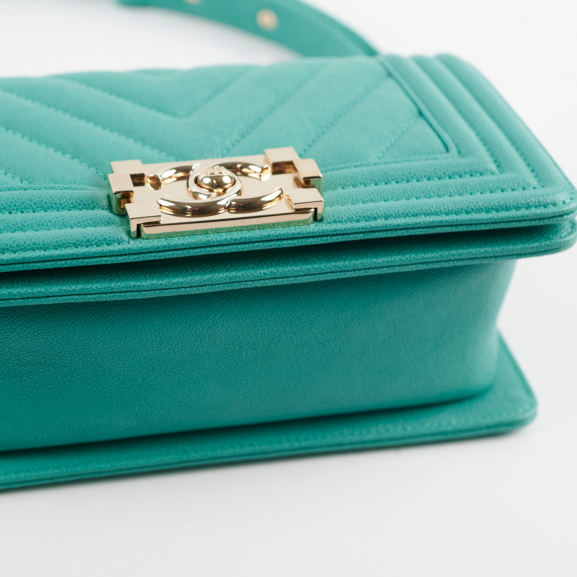 Chanel Chevron Caviar Leather Small Boy Bag in Turquoise - Luxury Crossbody Purse for Women, Perfect for Parties & Evening Events