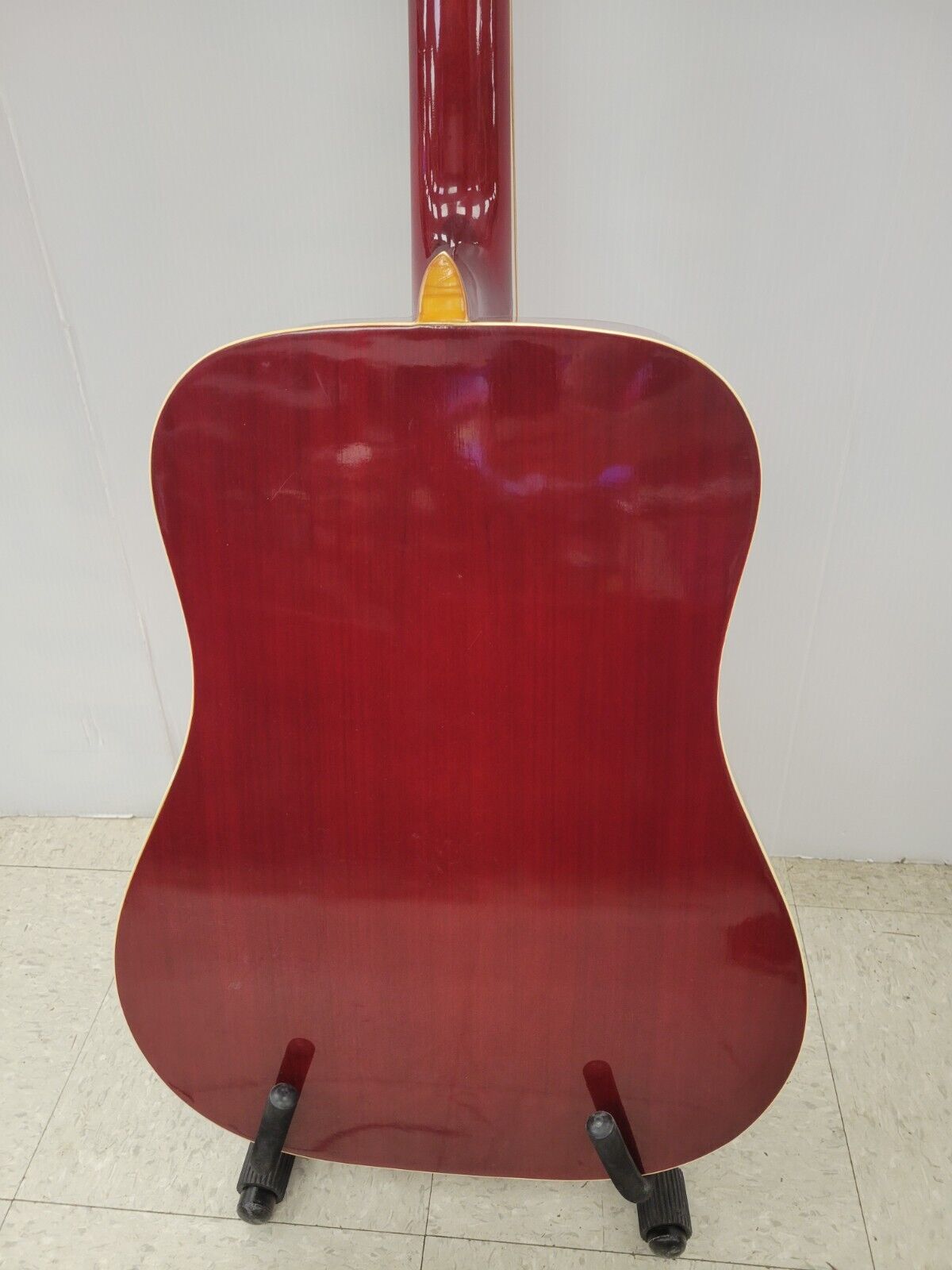 Kizo Suzuki W65HA Acoustic Guitar - Professional 6-String Folk Guitar with Spruce Top & Mahogany Back - Perfect for Beginners, Camping, Live Performances & Home Practice
