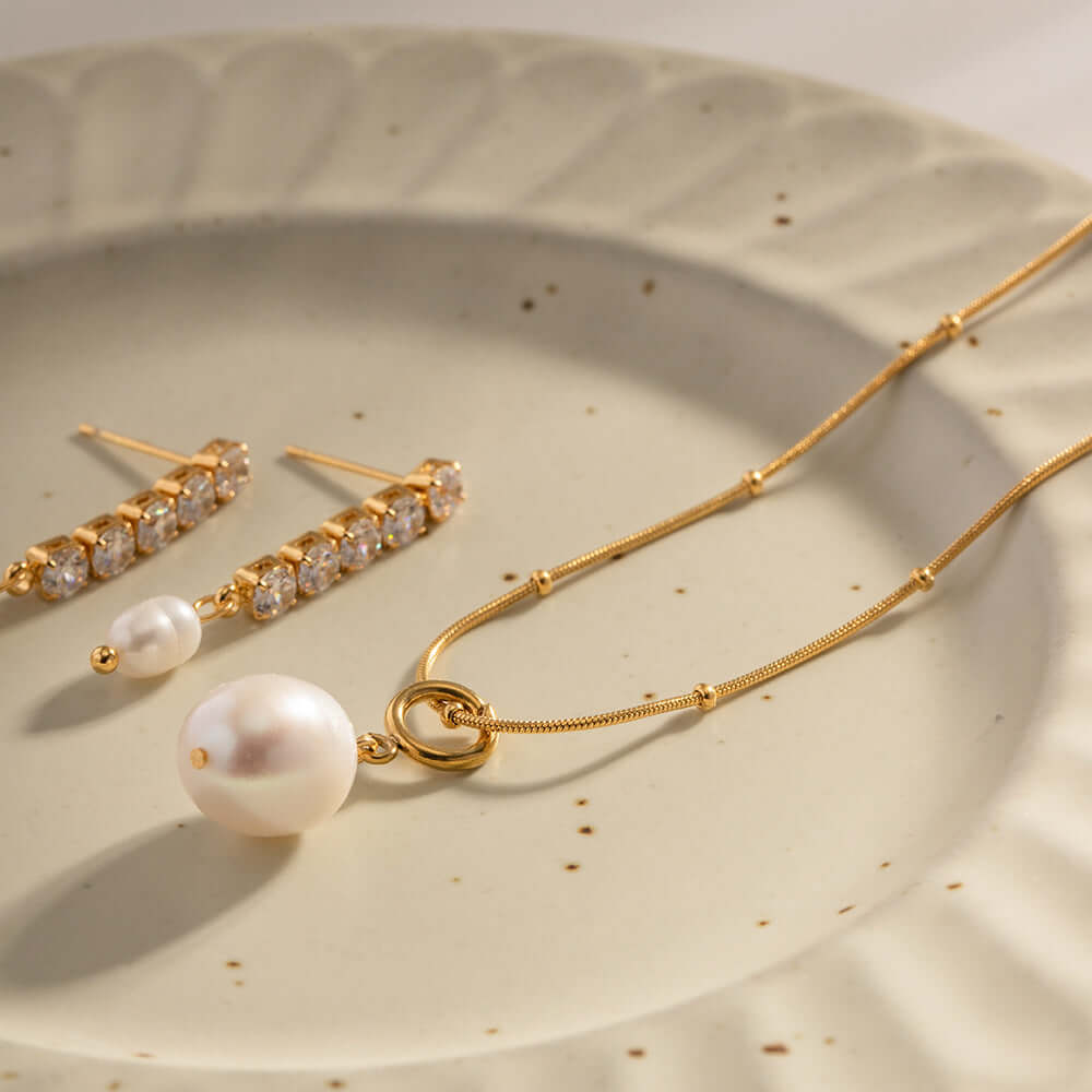 18K Gold Plated Satellite Pearl Pendant Necklace for Women - Elegant Dainty Jewelry Gift for Birthday, Anniversary & Valentine's Day | JDN489