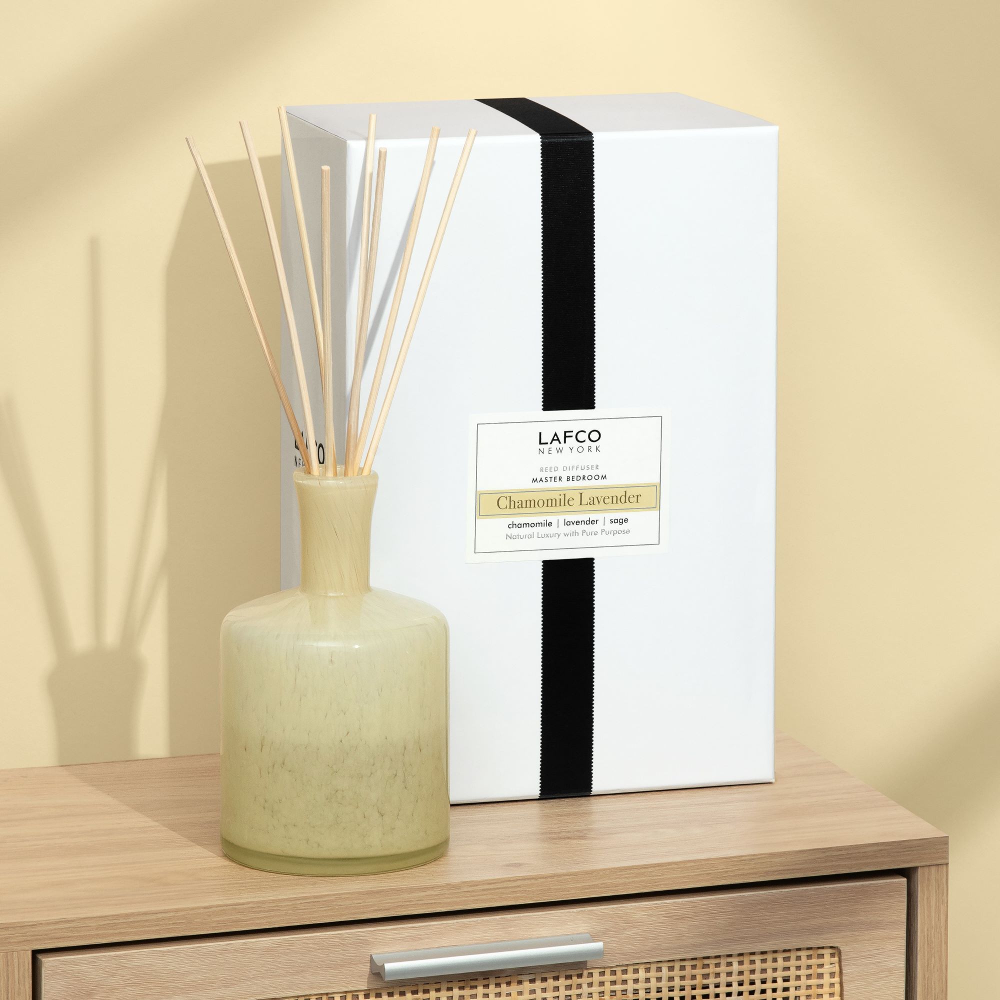 Premium Chamomile Lavender Essential Oil Reed Diffuser Set - 100% Natural Aromatherapy for Home, Office, Bedroom & Bathroom Relaxation