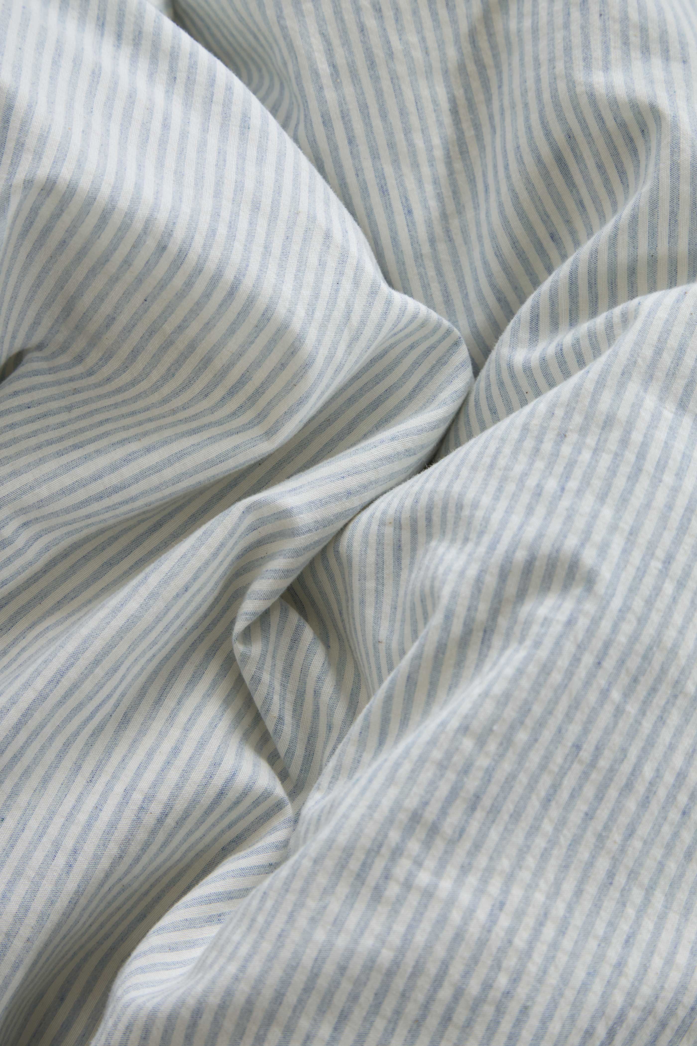Premium Luke Duvet Cover Set - Soft & Breathable Bedding for All Seasons - Perfect for Home, Dorm, or Guest Room Decor