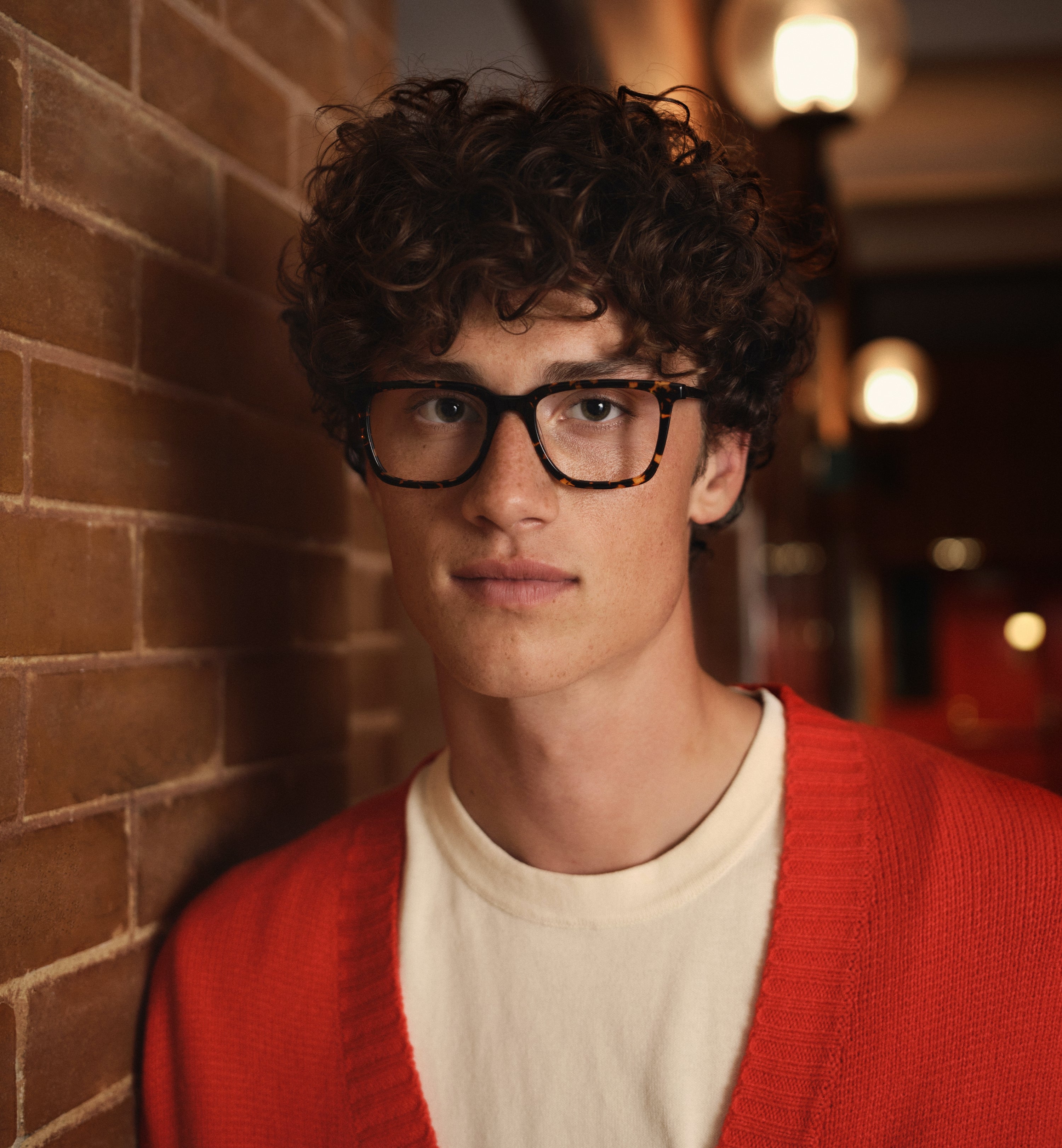 Stylish Graduation Eyeglasses for Men & Women - Trendy Prescription Glasses for Graduates - Perfect for Graduation Ceremonies & Professional Settings