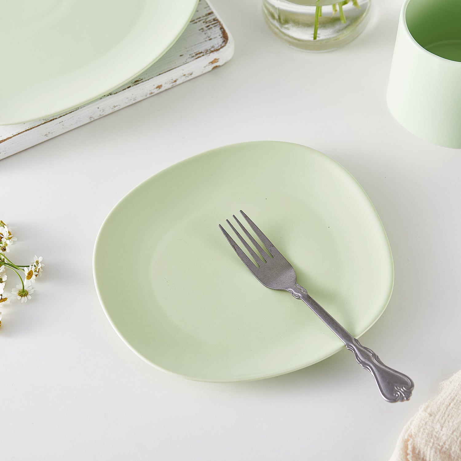 Delilah Porcelain Salad Plate Set of 6 - Elegant Dinnerware for Fine Dining, Parties & Home Decor | Dishwasher Safe & Chip Resistant