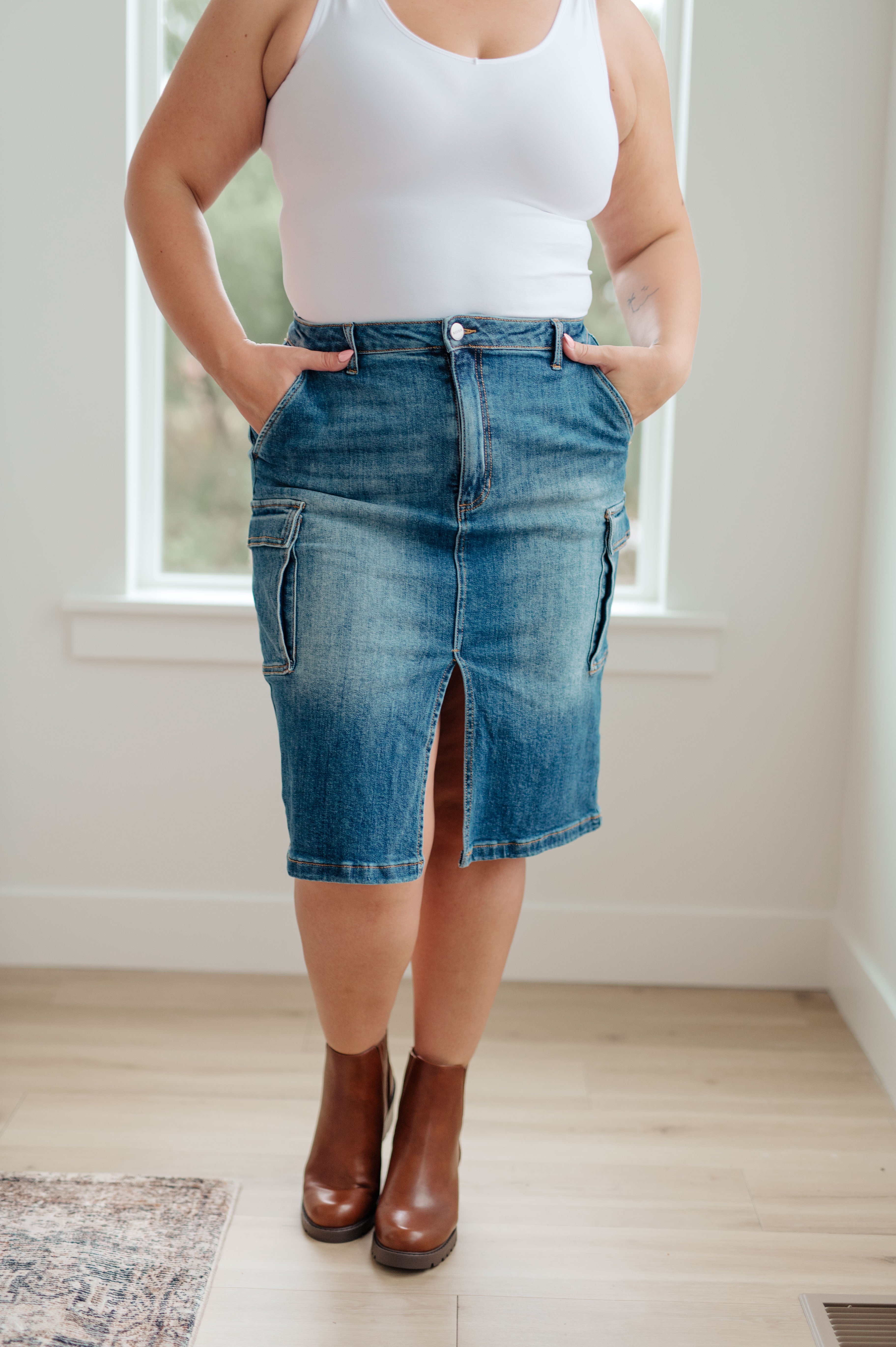 Always Be There Cargo Denim Skirt for Women - High Waist Stretch Denim Skirt with Pockets | Perfect for Casual Outfits, Streetwear & Travel