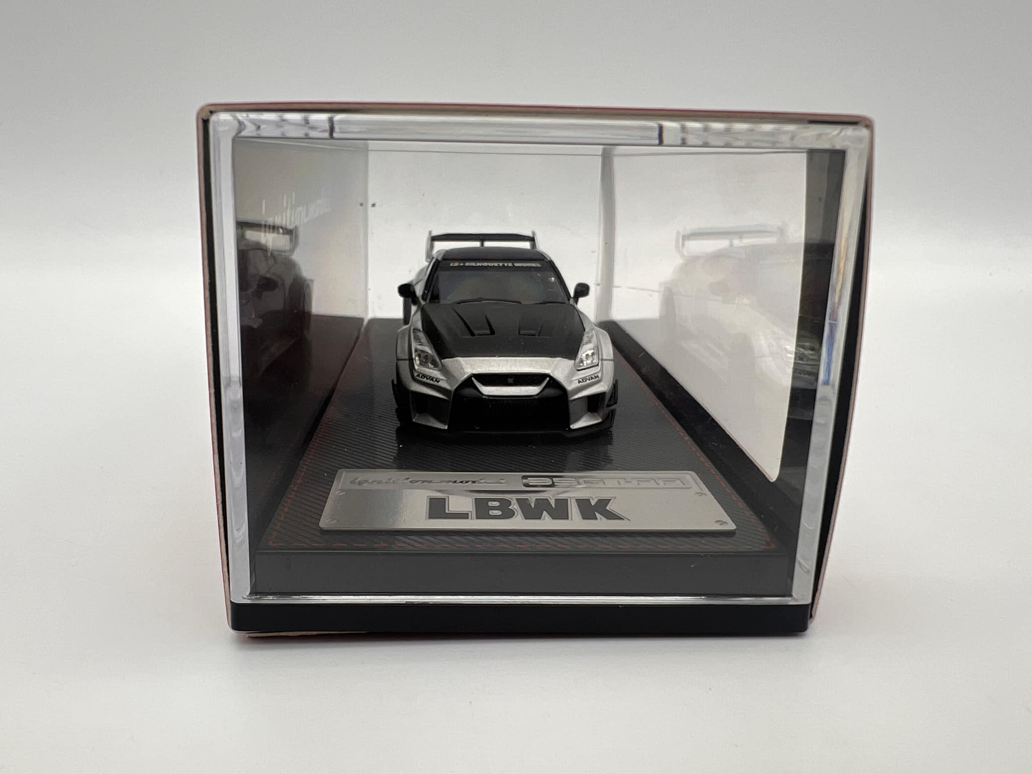 1:64 Nissan Skyline GT-R LBWK Silver Diecast Model Car - Collectible Toy for Display, Racing Enthusiasts & Car Lovers - Perfect for Home Decor, Office Desk & Gift Giving