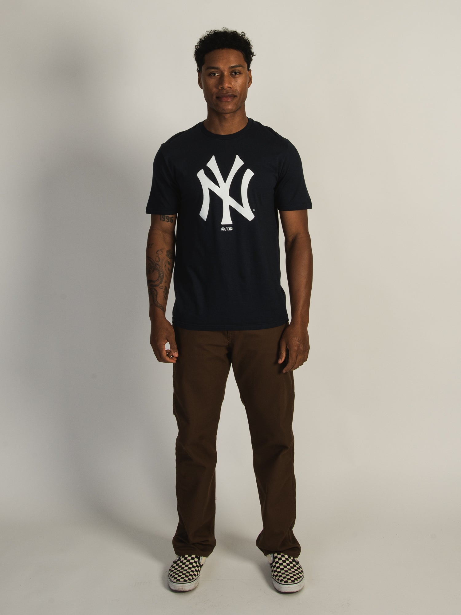 New York Yankees 47 Brand Big & Tall T-Shirt - Officially Licensed MLB Apparel for Men - Perfect for Game Day, Casual Wear & Sports Fans