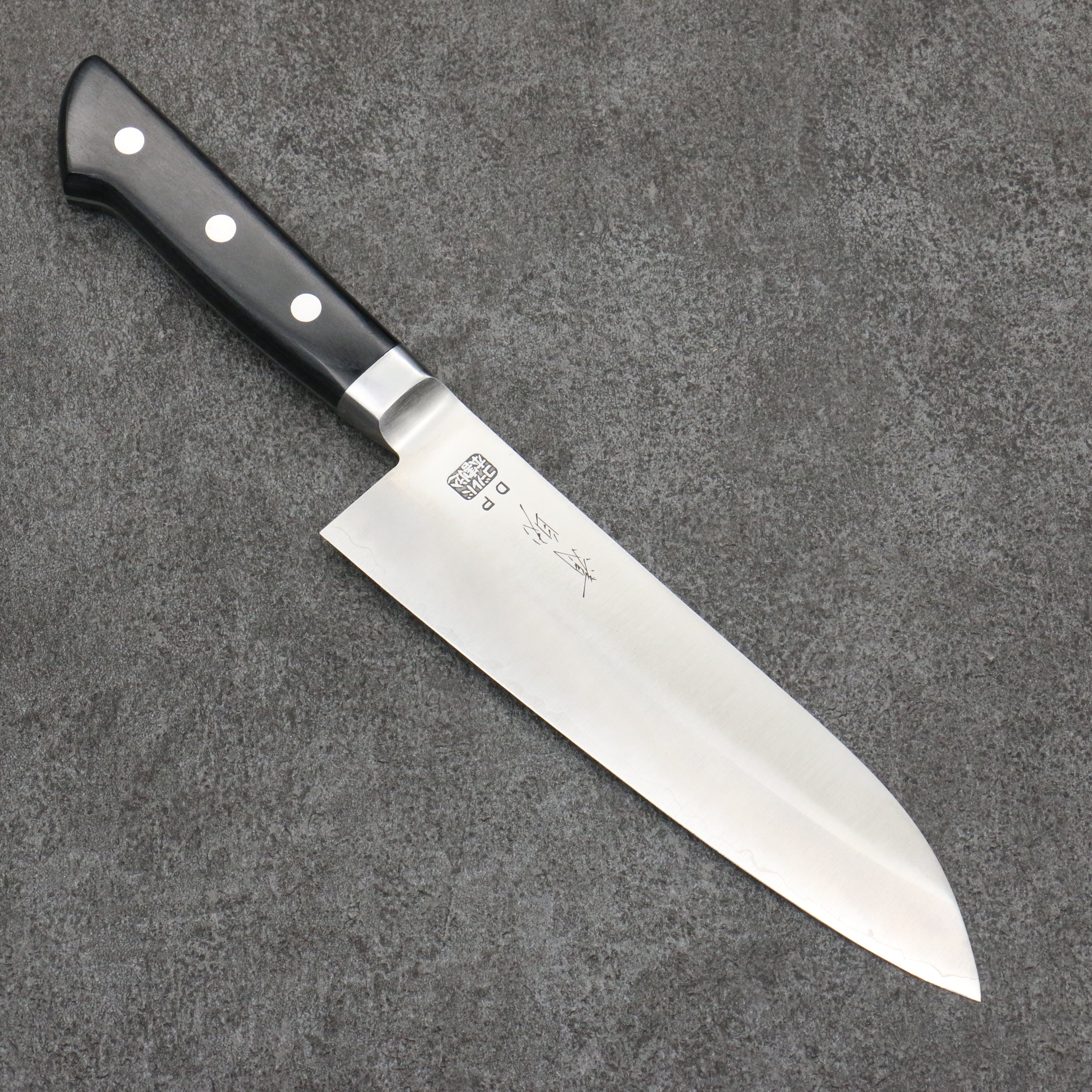 Seisuke VG1 Japanese Santoku Knife 165mm - Migaki Polish Finish, Black Pakkawood Handle - Premium Kitchen Knife for Slicing, Dicing & Chopping Vegetables, Meat & Fish