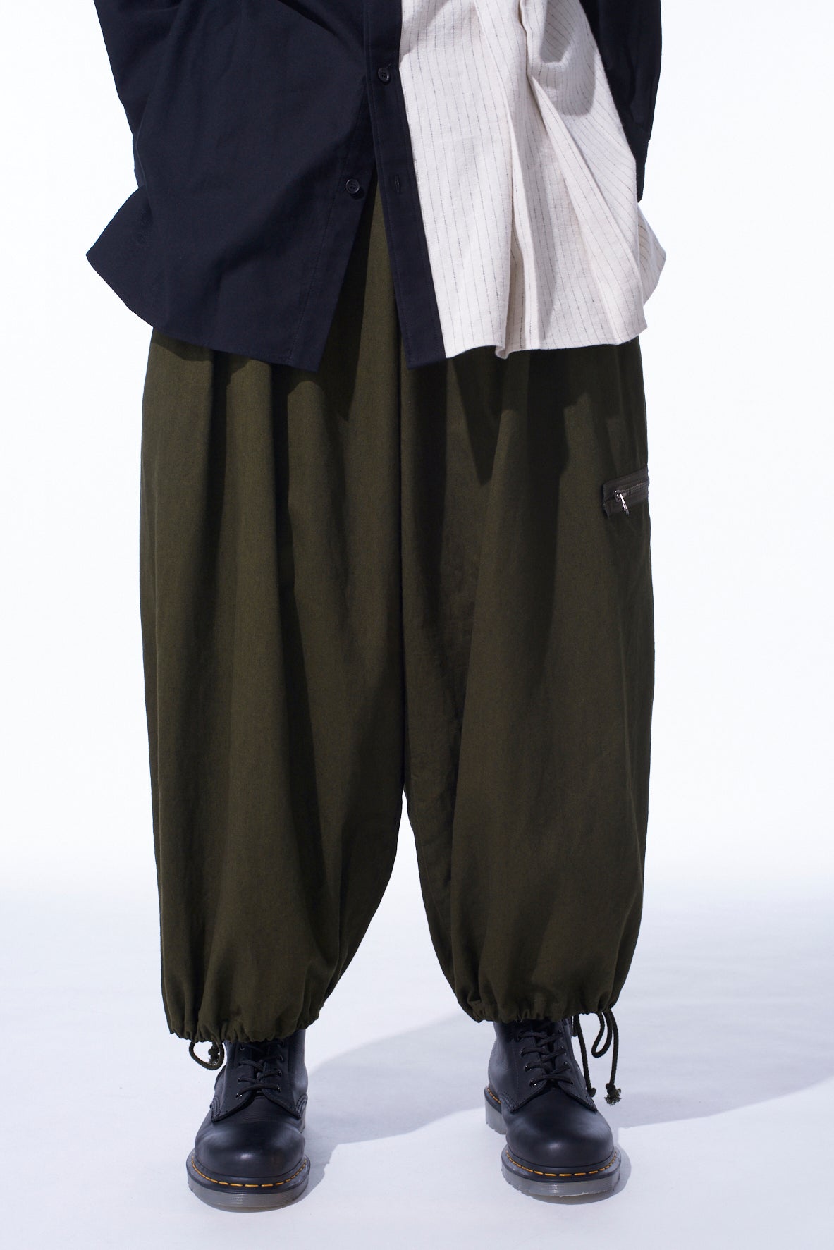 Breathable Cotton Drill Zipper Pocket Balloon Pants for Women & Men - Comfortable Loose Fit Casual Trousers for Yoga, Travel, and Everyday Wear