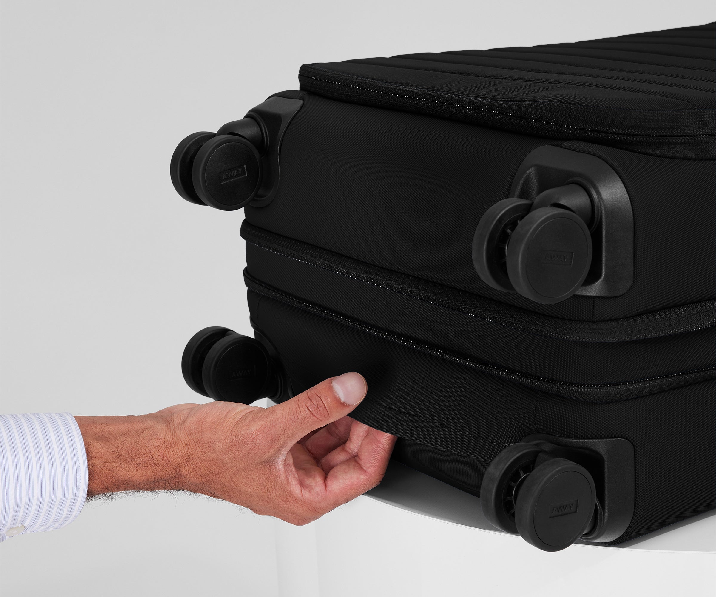 Softside Bigger Carry On Luggage - Lightweight Expandable Spinner Suitcase for Travel, Business Trips & Weekend Getaways