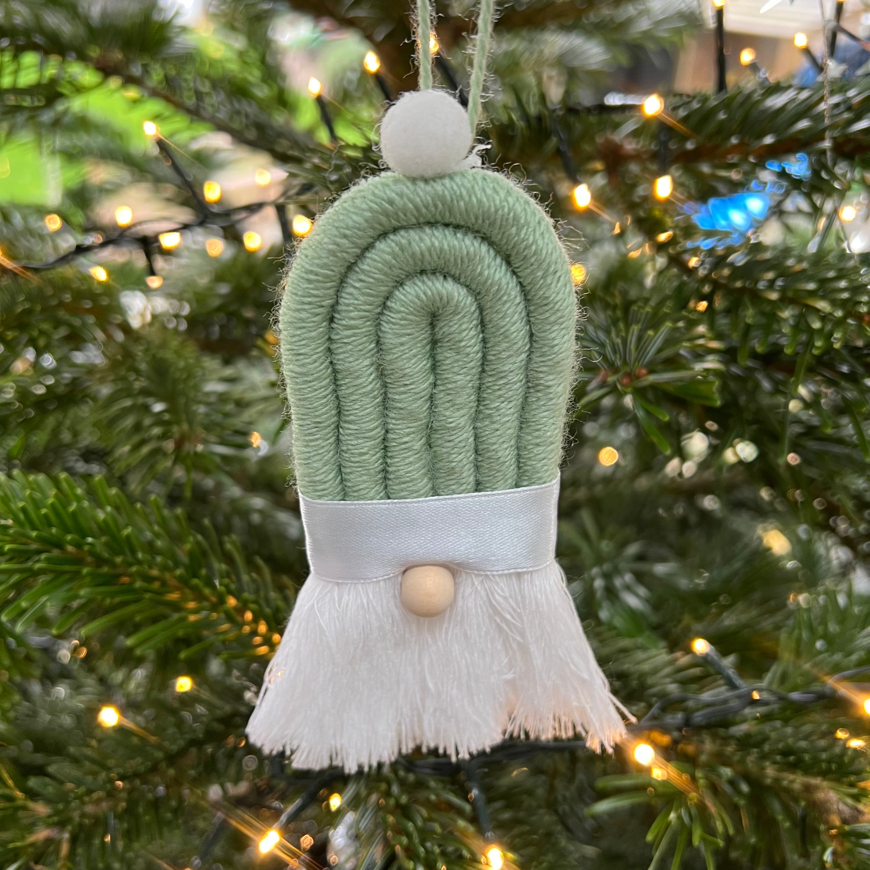 Handmade Macrame Christmas Ornament - Santa Claus Decor for Holiday Tree, Gift & Festive Home Decoration | Perfect for Xmas Parties, Gifts & Seasonal Celebrations