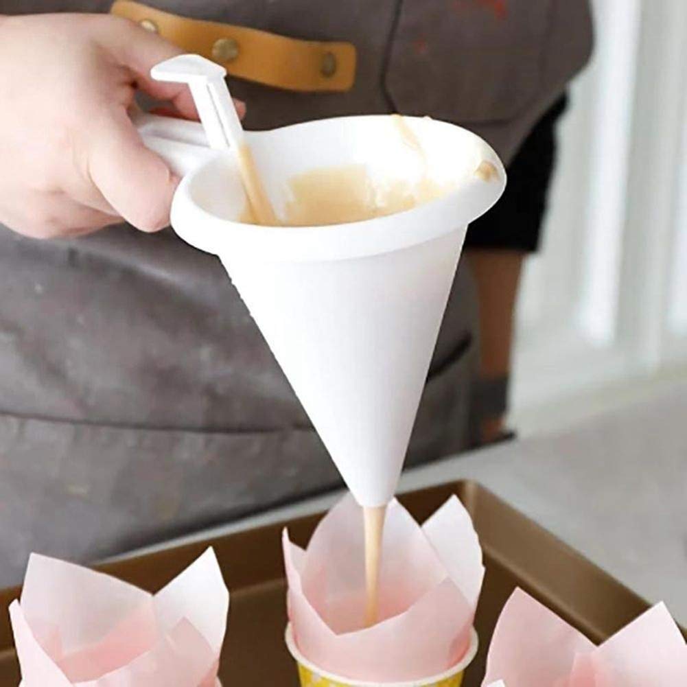 Premium Plastic Chocolate Batter Dispenser - Handheld Icing Cream Funnel Cup for Pancakes, Cakes & Desserts | DIY Baking Tool for Home Kitchen & Professional Use | Perfect for Pancake Makers, Cake Decorating & Party Treats